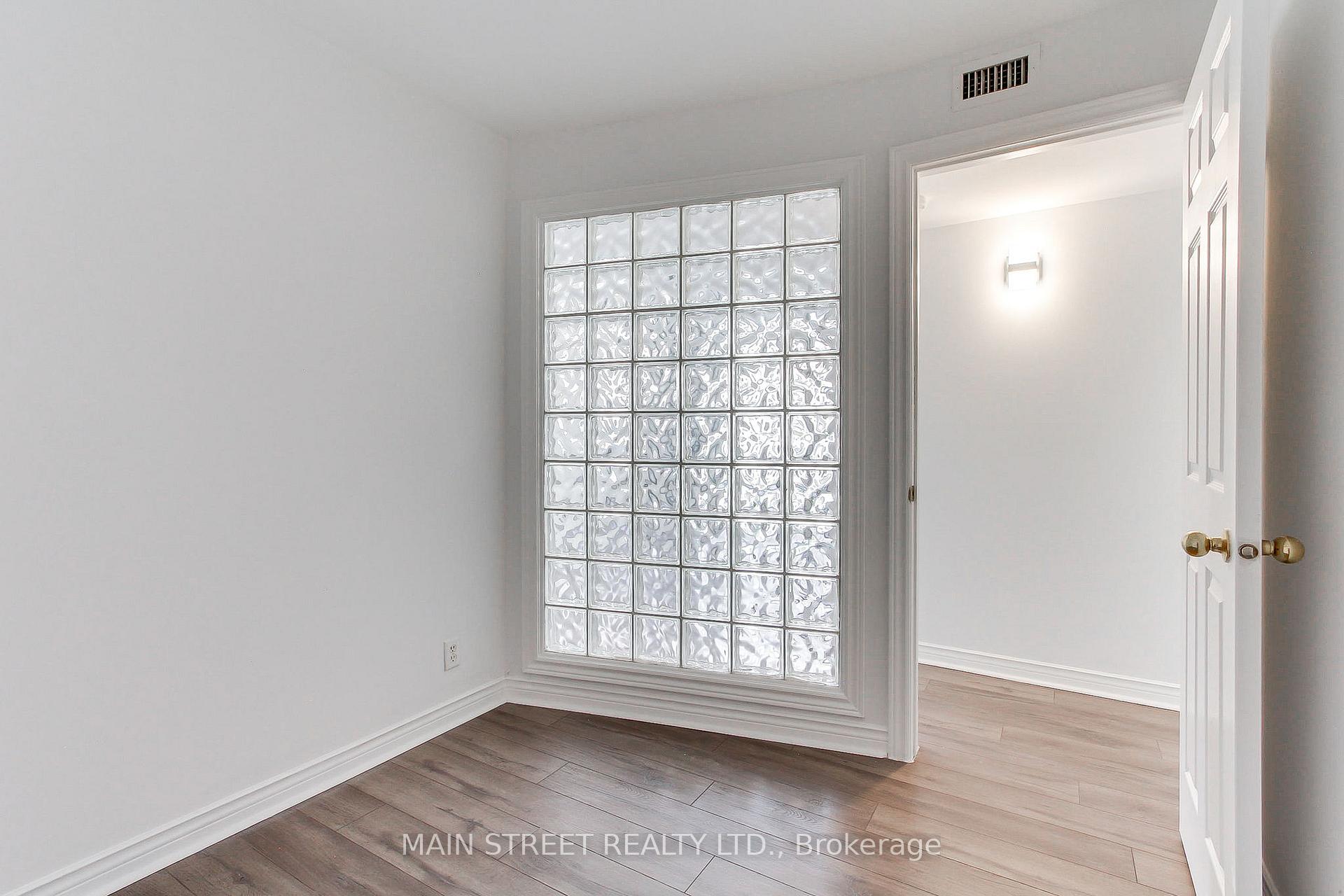 Photo 12 of Unit 25, 108 Redpath Avenue, Toronto, Mount Pleasant West — HOMEH