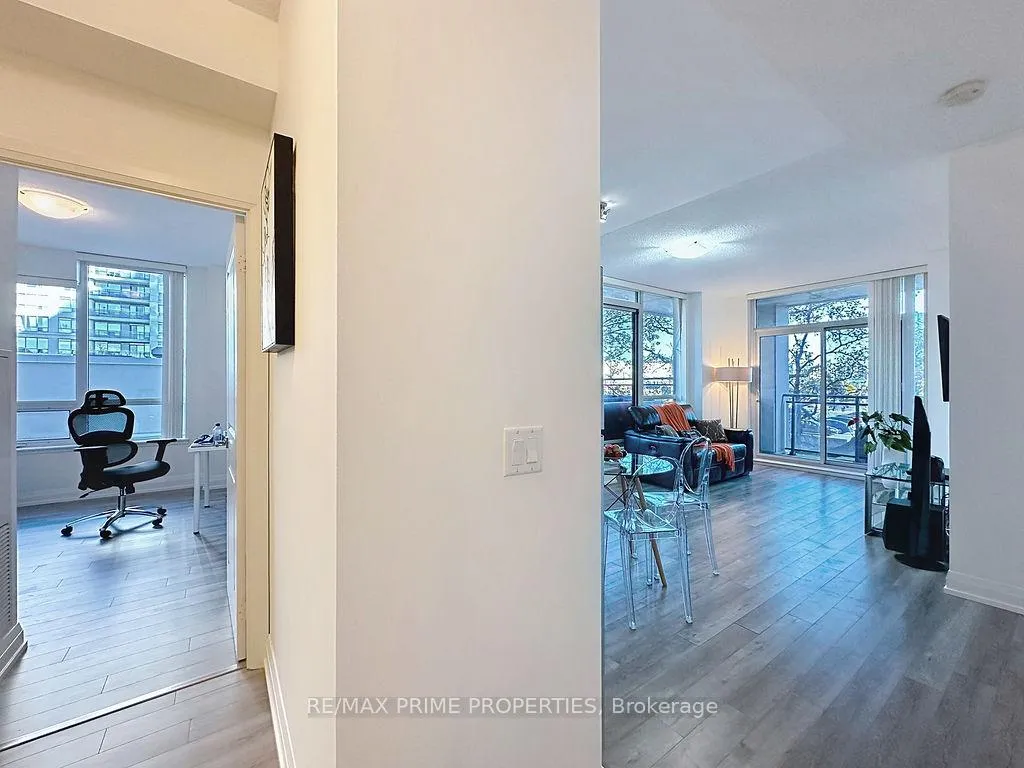 Photo 11 of Unit 205, 85 North Park Road, Vaughan, Beverley Glen — HOMEH