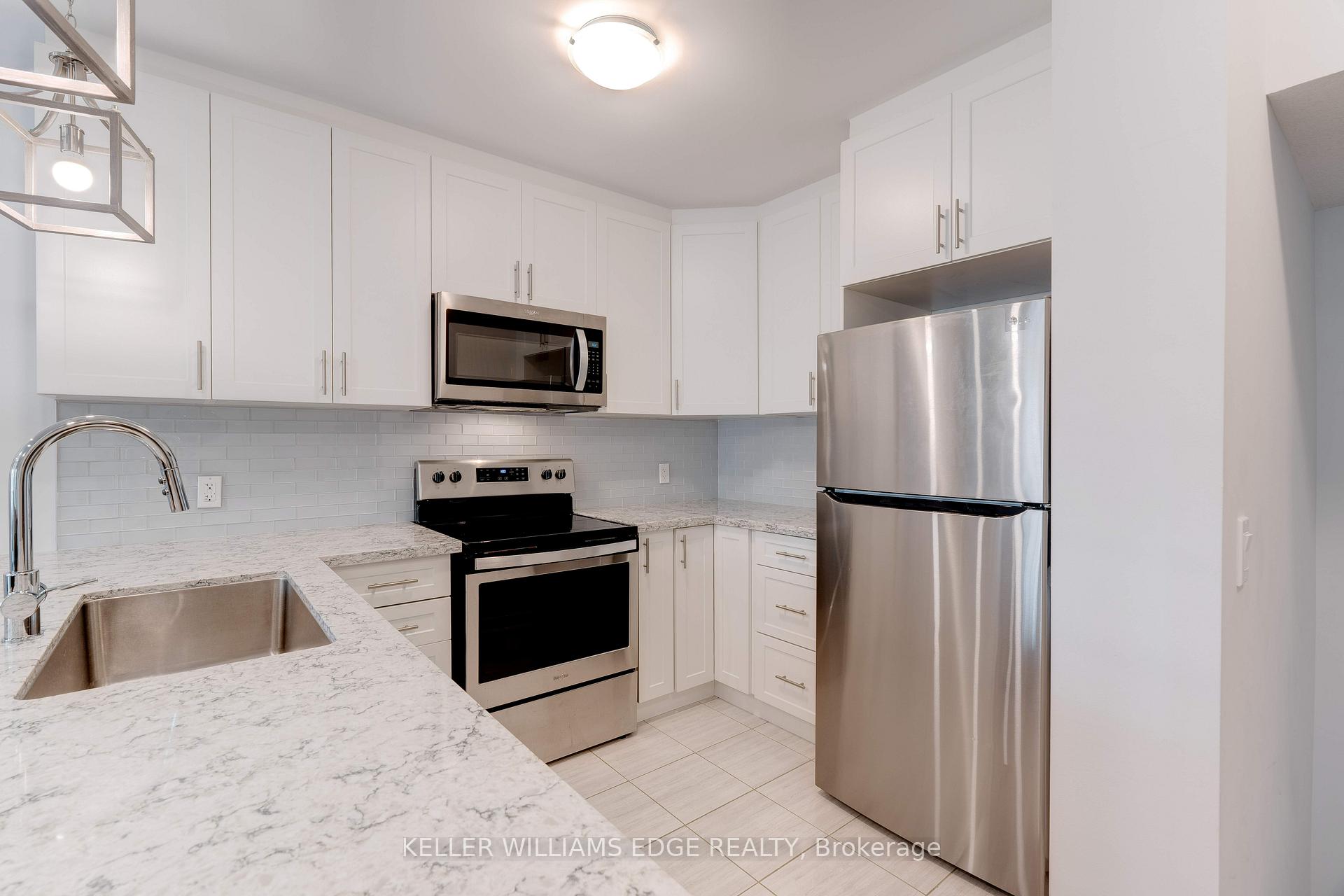 Photo 9 of 17 Ridgeside Lane, Hamilton, Waterdown — HOMEH