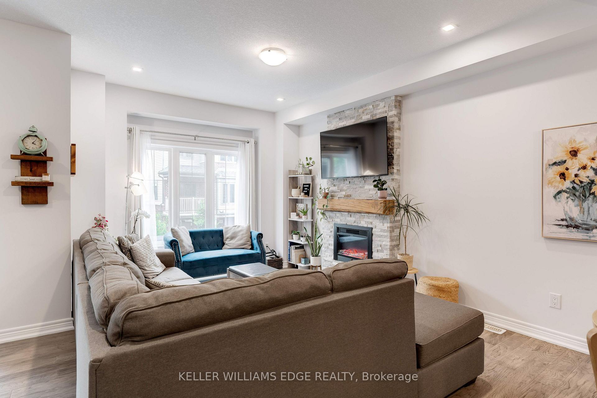 Photo 15 of 17 Ridgeside Lane, Hamilton, Waterdown — HOMEH
