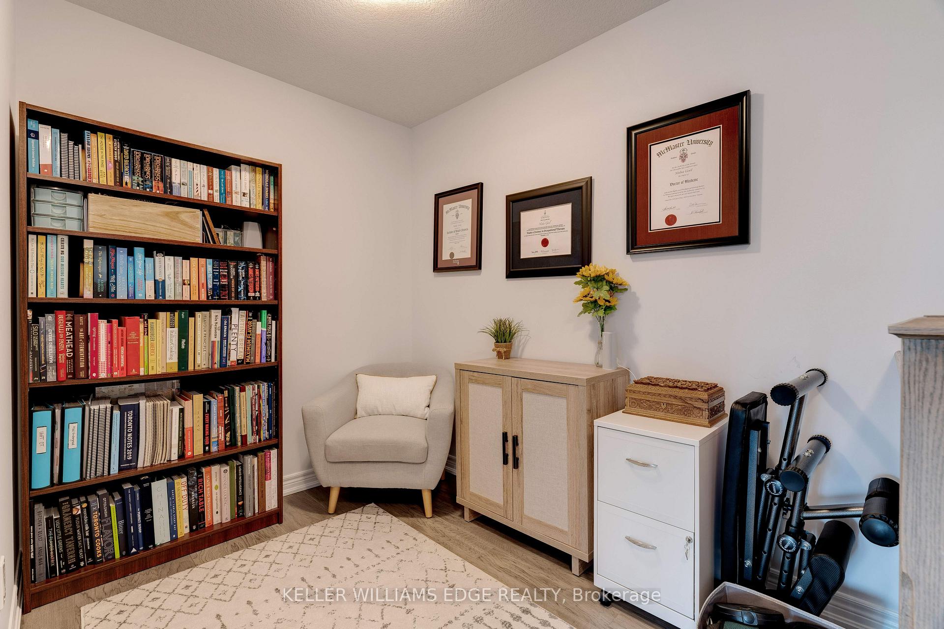 Photo 23 of 17 Ridgeside Lane, Hamilton, Waterdown — HOMEH