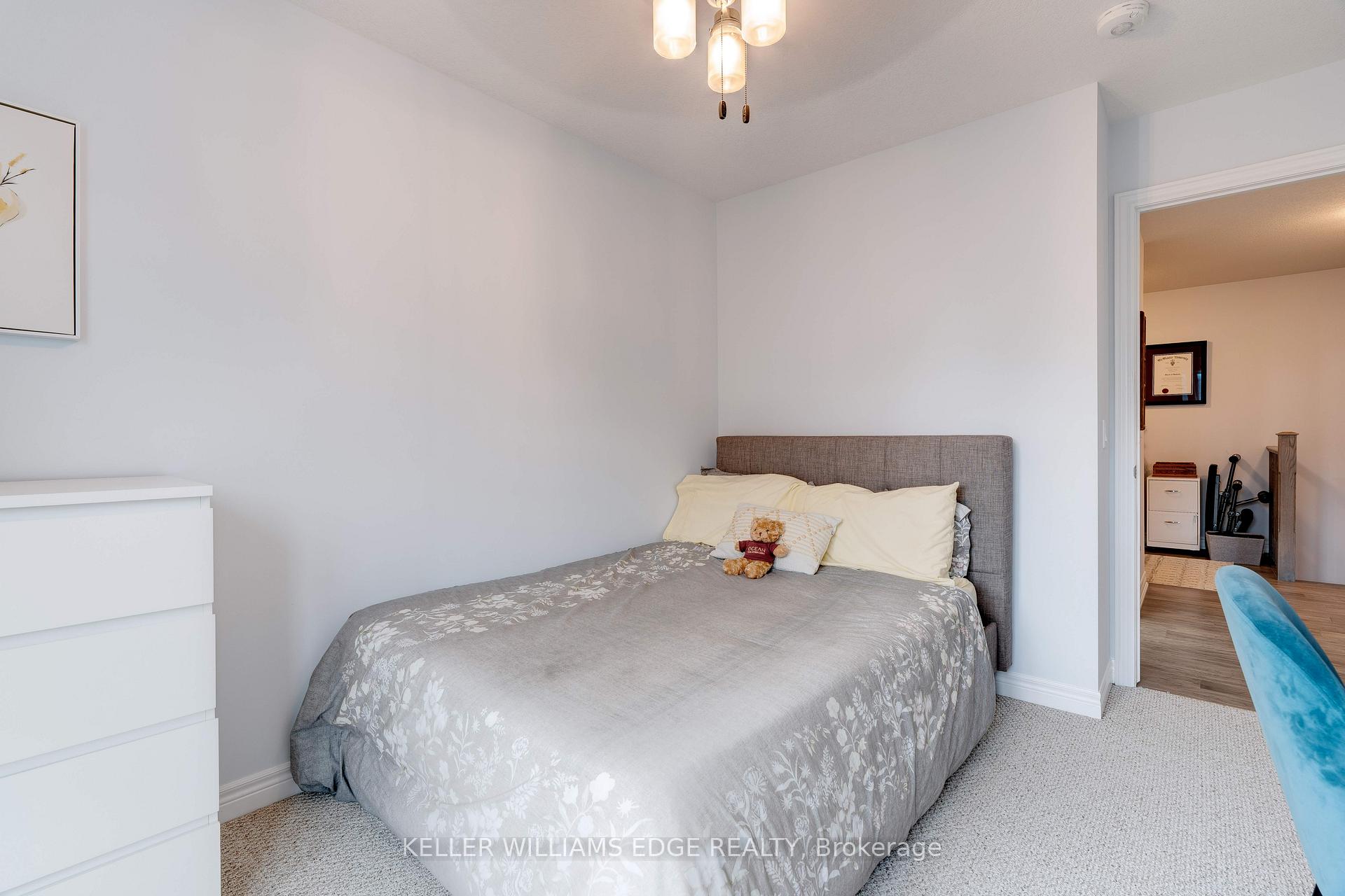 Photo 27 of 17 Ridgeside Lane, Hamilton, Waterdown — HOMEH