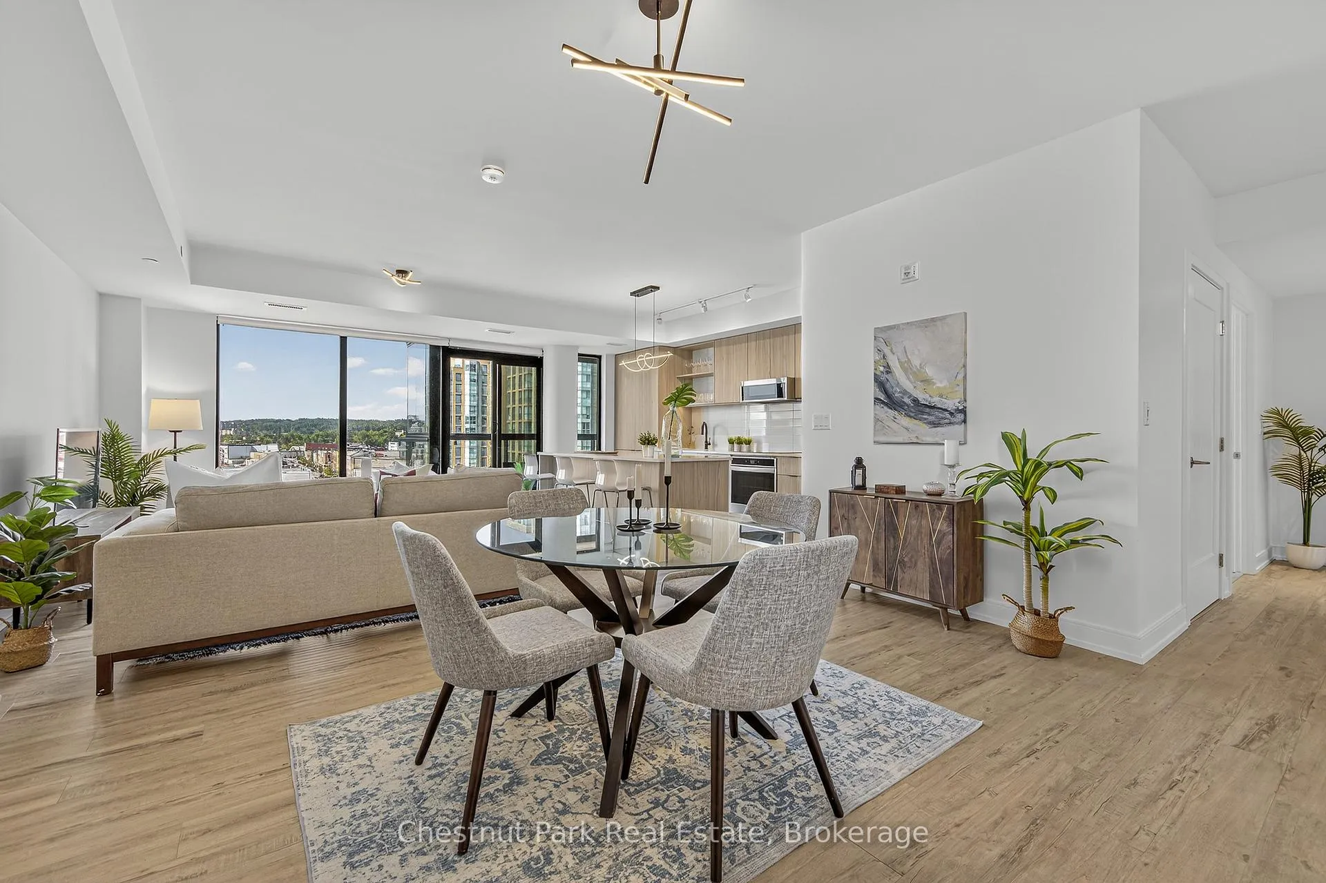 Photo 5 of Unit 823, 185 Dunlop Street E, Barrie, Lakeshore — HOMEH