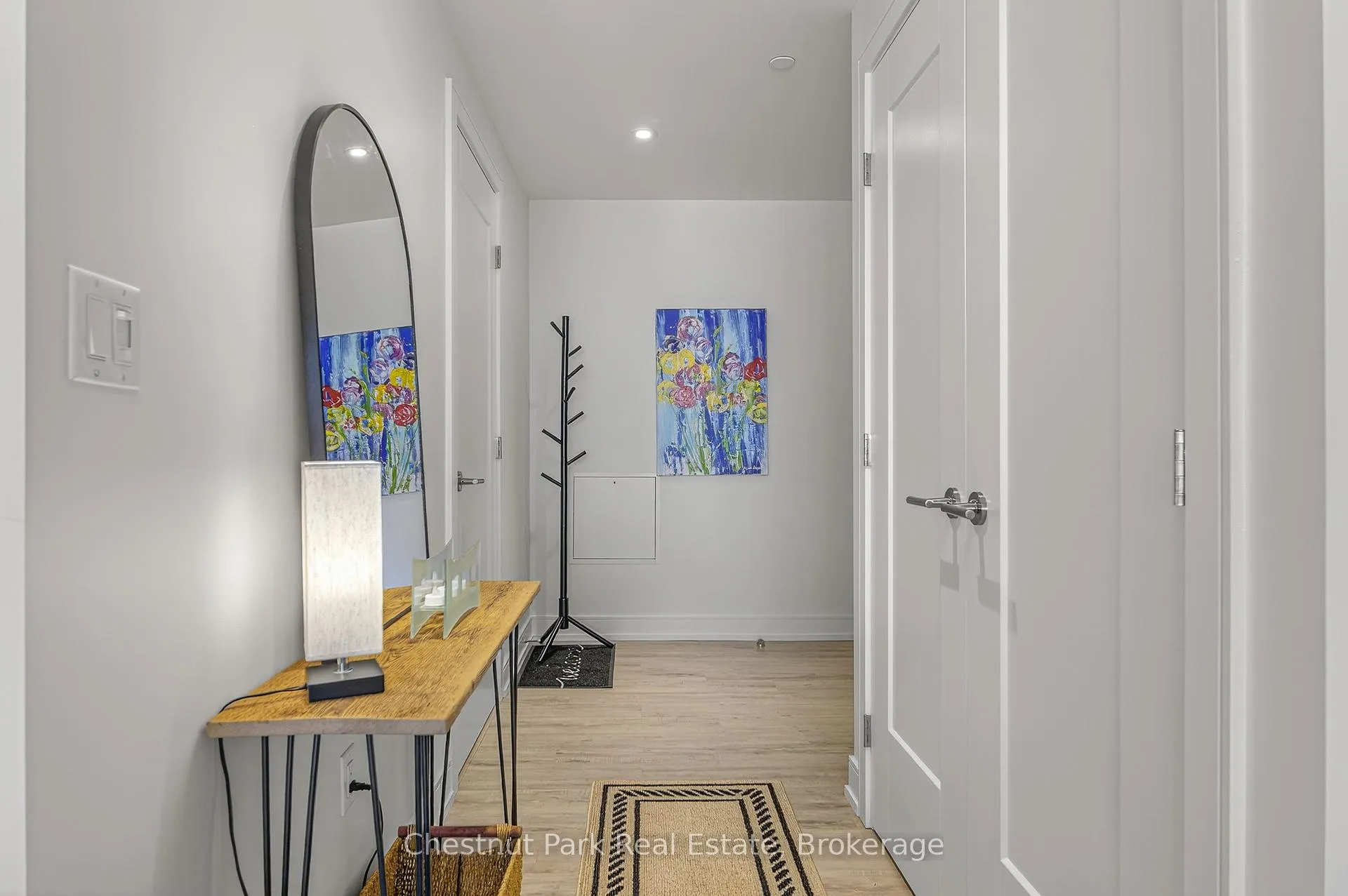 Photo 10 of Unit 823, 185 Dunlop Street E, Barrie, Lakeshore — HOMEH