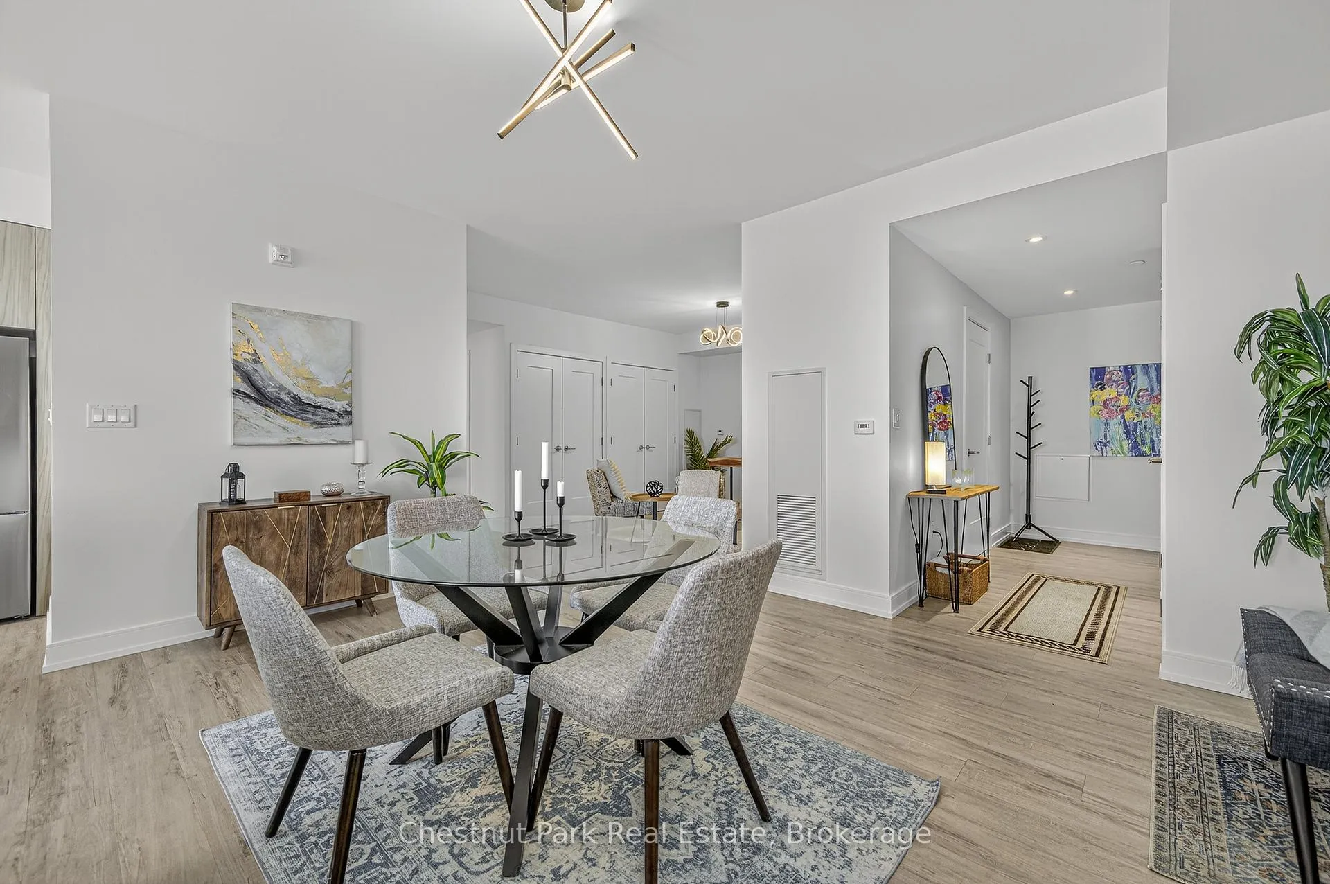 Photo 13 of Unit 823, 185 Dunlop Street E, Barrie, Lakeshore — HOMEH