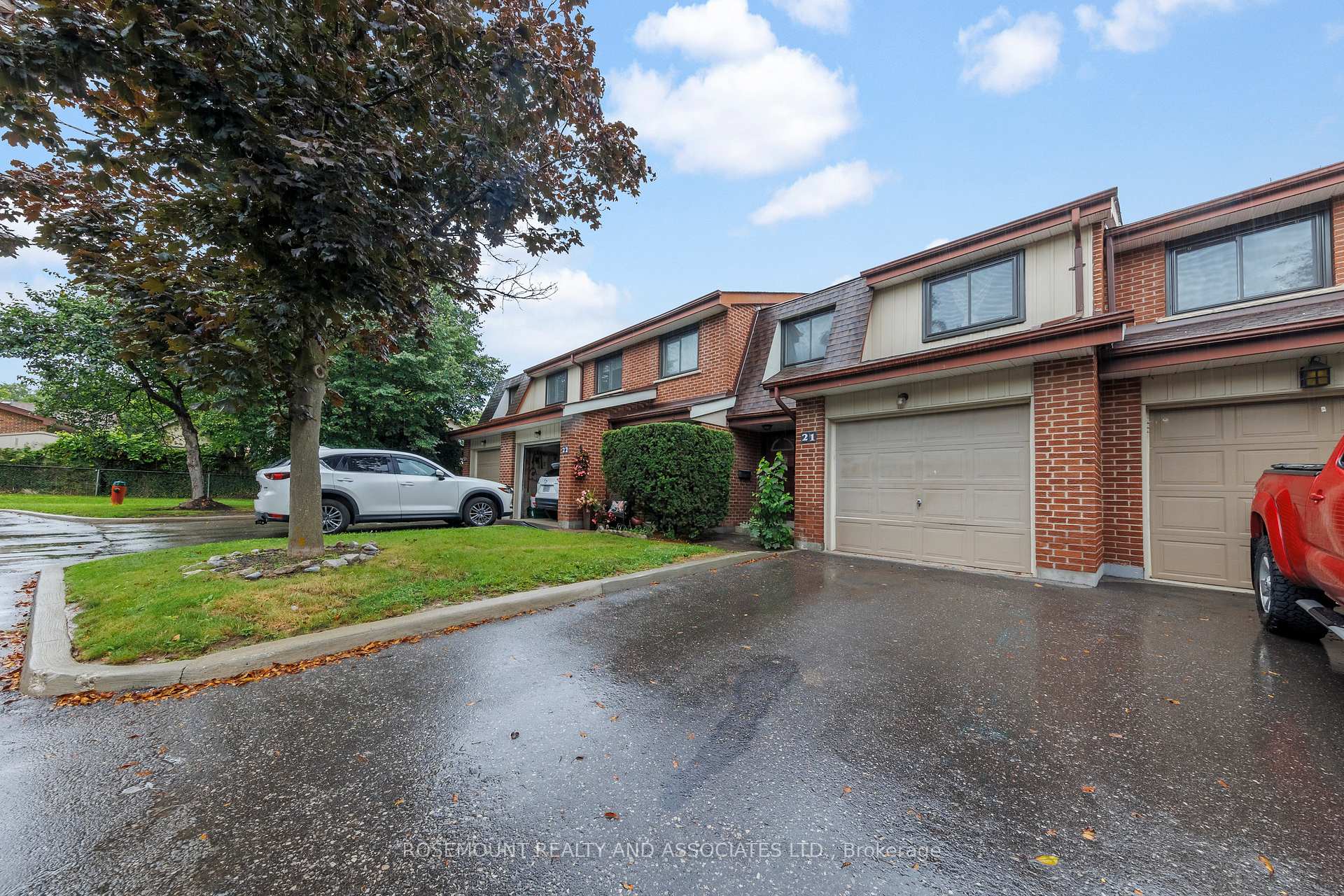 Photo 2 of Unit 21, 227 Jeffery Street, Whitby, Lynde Creek — HOMEH