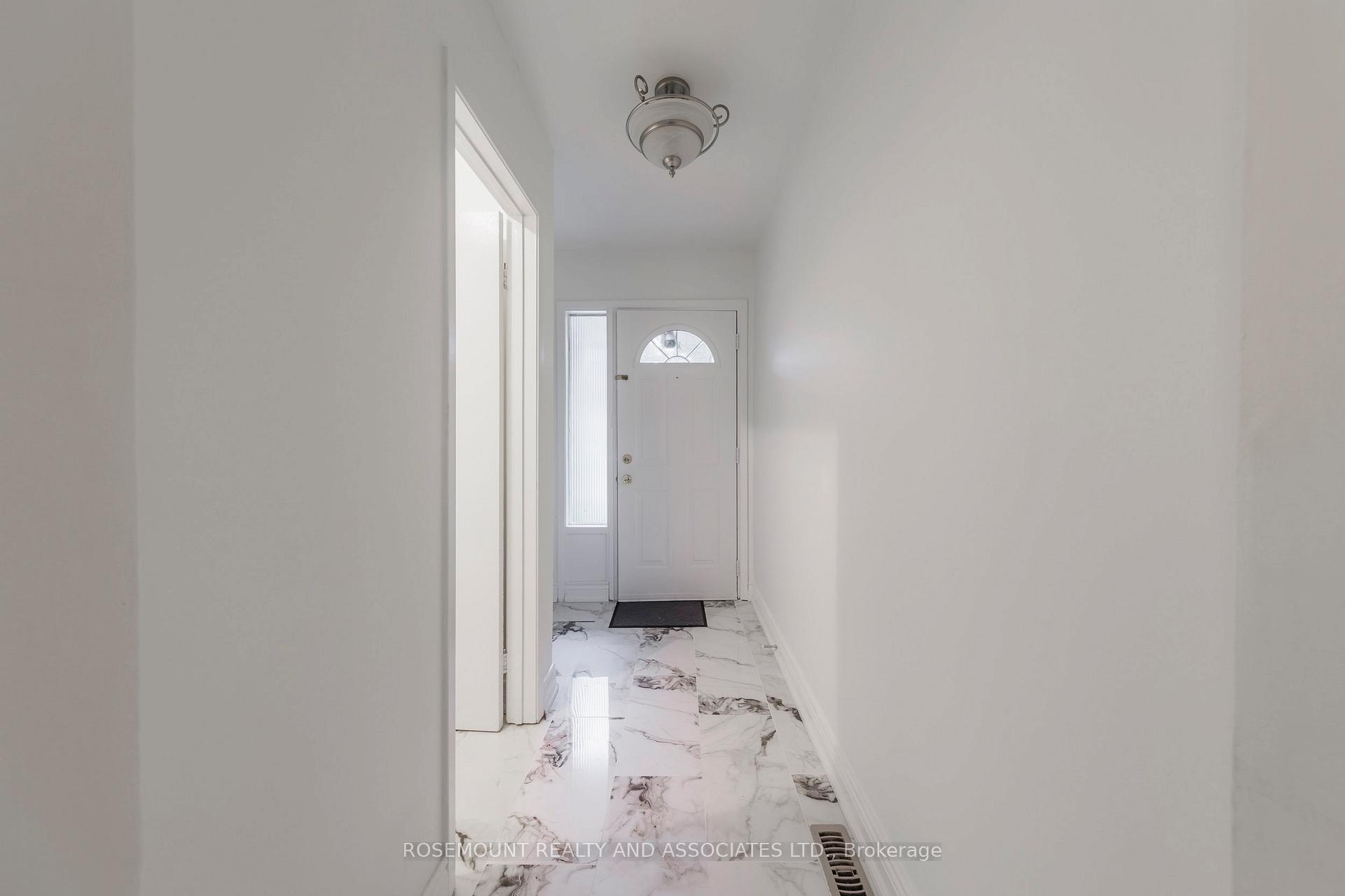 Photo 5 of Unit 21, 227 Jeffery Street, Whitby, Lynde Creek — HOMEH