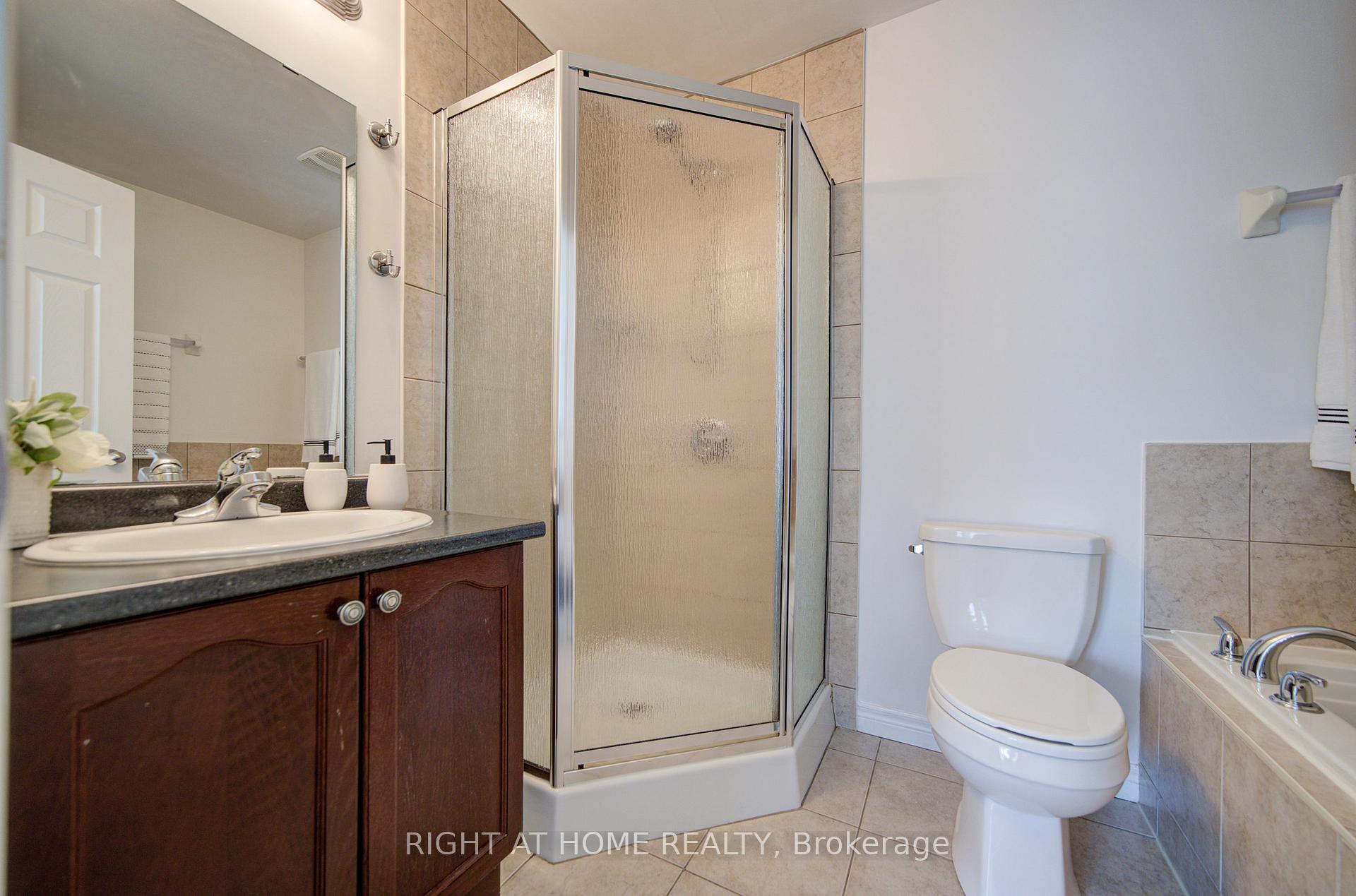 Photo 9 of Unit 1, 6 Atessa Drive, Hamilton, Ryckmans — HOMEH