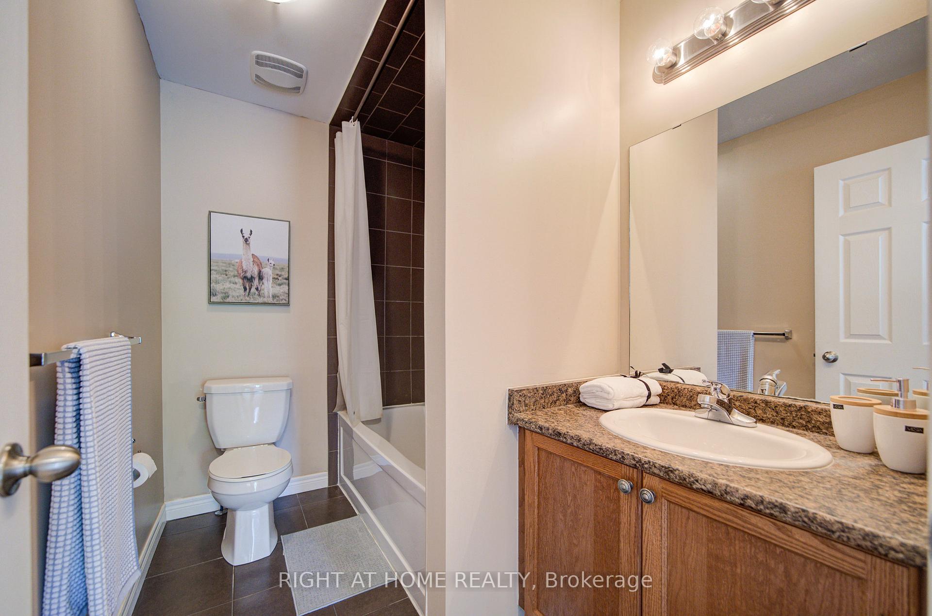 Photo 13 of Unit 1, 6 Atessa Drive, Hamilton, Ryckmans — HOMEH