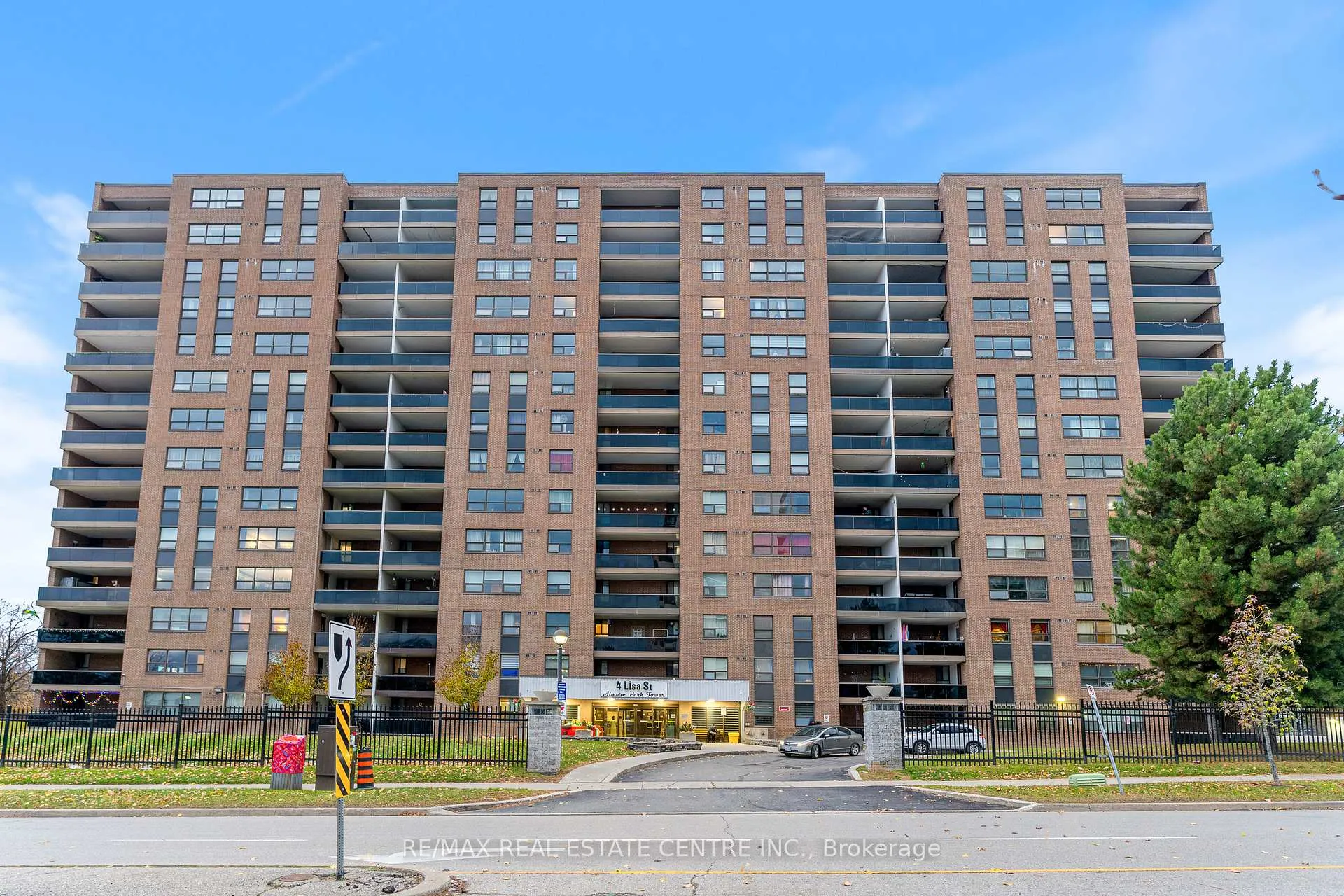 Front of Unit 404, 4 Lisa Street