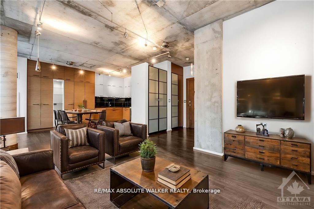 Photo 4 of Unit PH910, 383 Cumberland Street, Ottawa, Lower Town/Byward Market — HOMEH