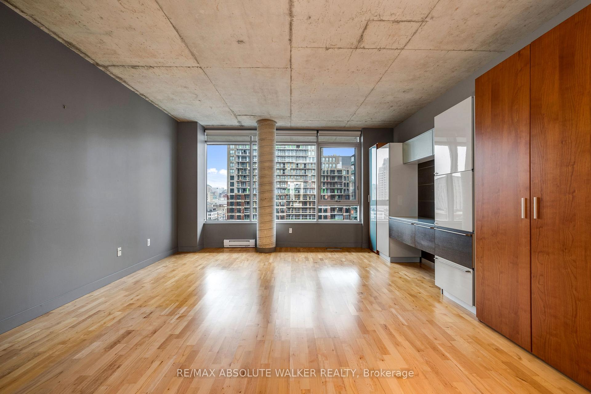 Photo 19 of Unit PH910, 383 Cumberland Street, Ottawa, Lower Town/Byward Market — HOMEH