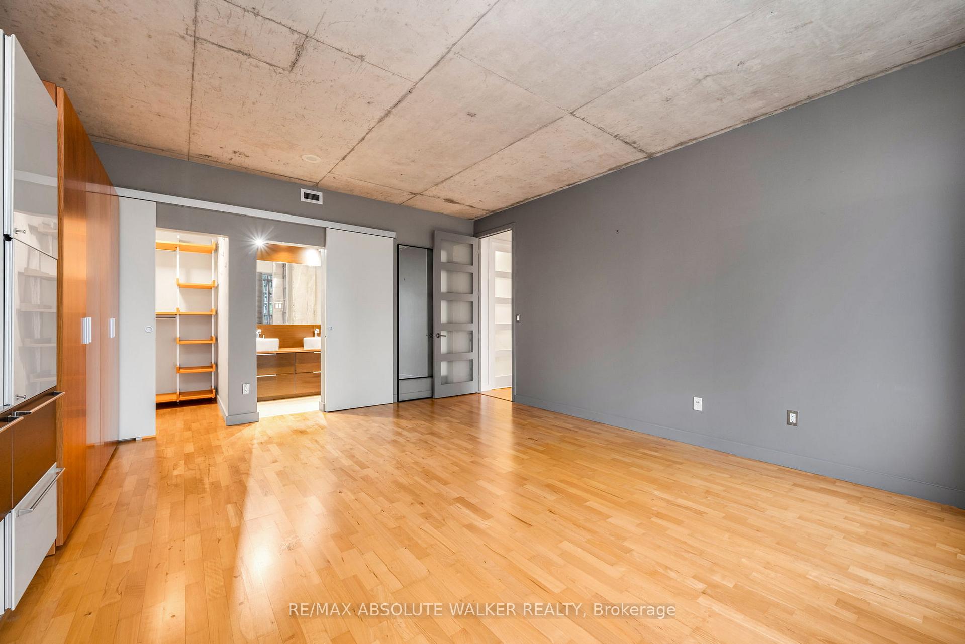 Photo 21 of Unit PH910, 383 Cumberland Street, Ottawa, Lower Town/Byward Market — HOMEH
