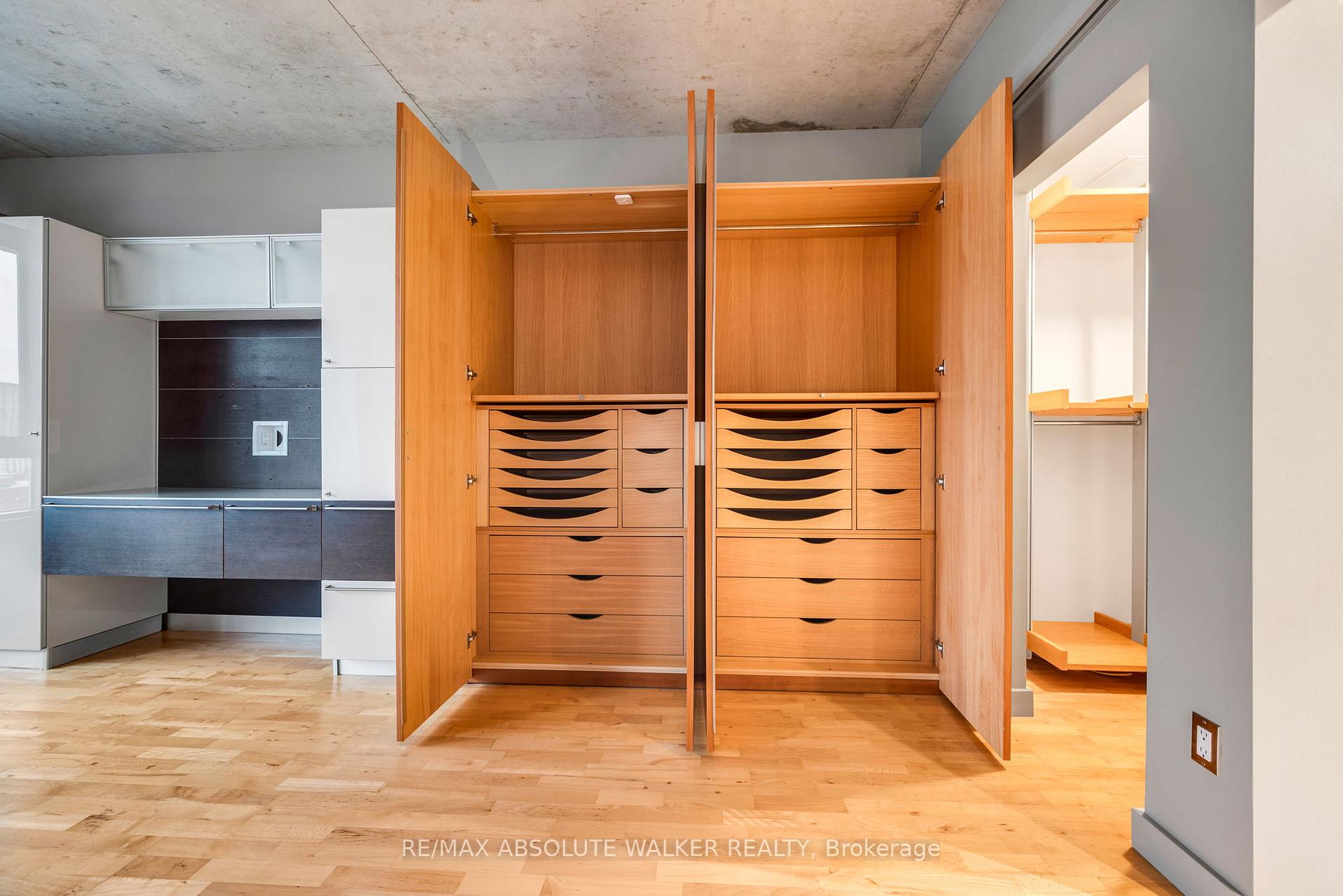 Photo 22 of Unit PH910, 383 Cumberland Street, Ottawa, Lower Town/Byward Market — HOMEH