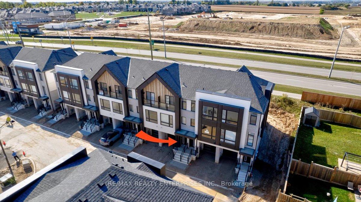 Photo 3 of Unit 3, 55 Tom Brown Drive, Brant, Paris — HOMEH