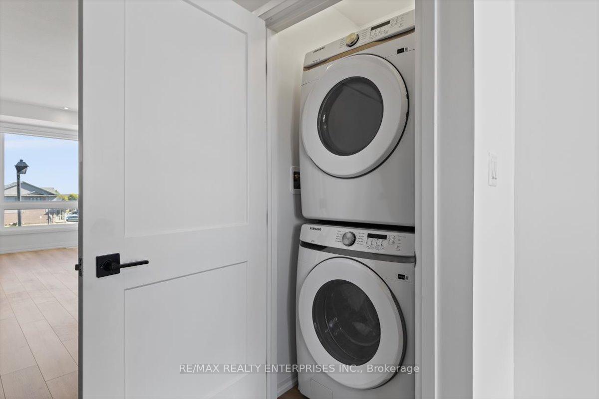 Photo 12 of Unit 3, 55 Tom Brown Drive, Brant, Paris — HOMEH