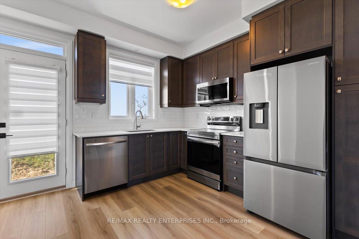 Photo 10 of Unit 3, 55 Tom Brown Drive, Brant, Paris — HOMEH