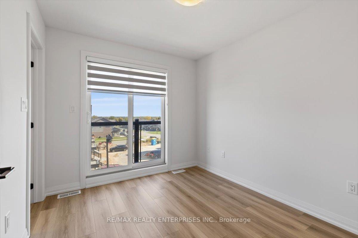 Photo 14 of Unit 3, 55 Tom Brown Drive, Brant, Paris — HOMEH