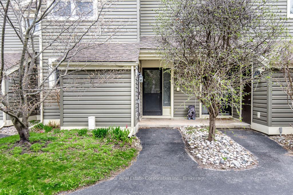 Photo 1 of Unit 31, 214 Escarpment Crescent, Collingwood — HOMEH