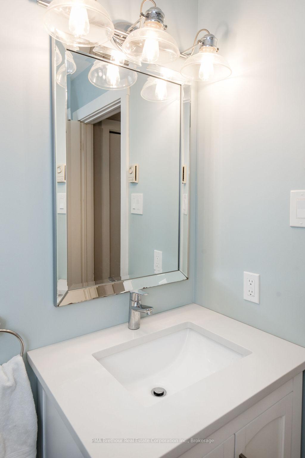Photo 18 of Unit 31, 214 Escarpment Crescent, Collingwood — HOMEH