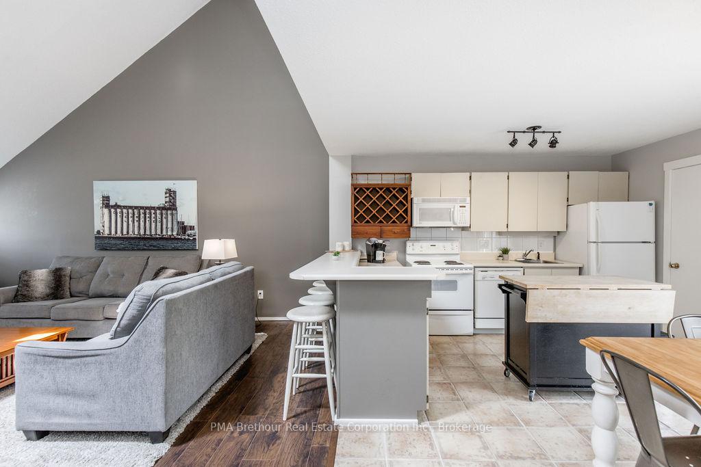 Photo 22 of Unit 31, 214 Escarpment Crescent, Collingwood — HOMEH