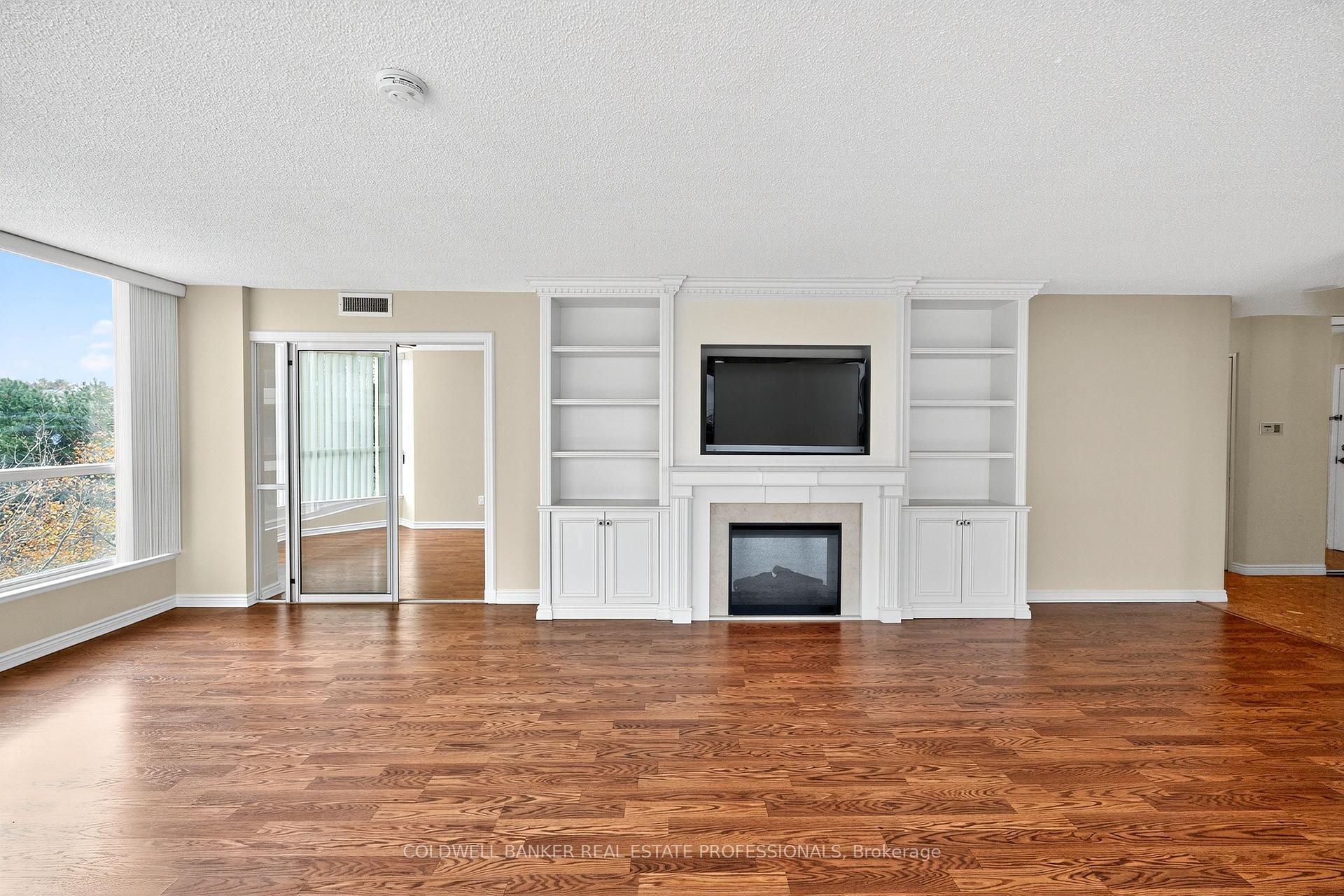 Photo 6 of Unit 503, 1 Clark Avenue W, Vaughan, Crestwood-Springfarm-Yorkhill — HOMEH