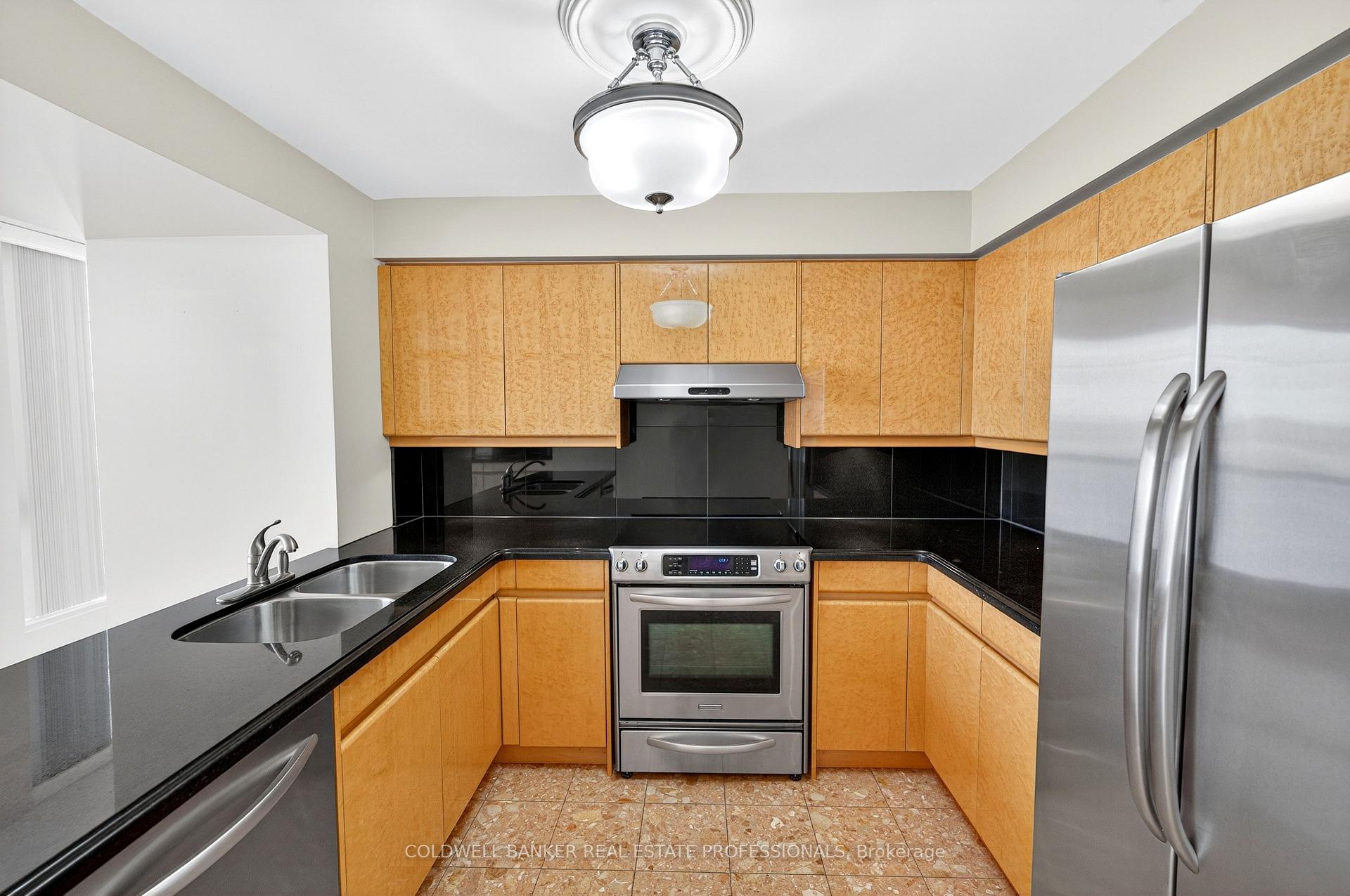Photo 15 of Unit 503, 1 Clark Avenue W, Vaughan, Crestwood-Springfarm-Yorkhill — HOMEH