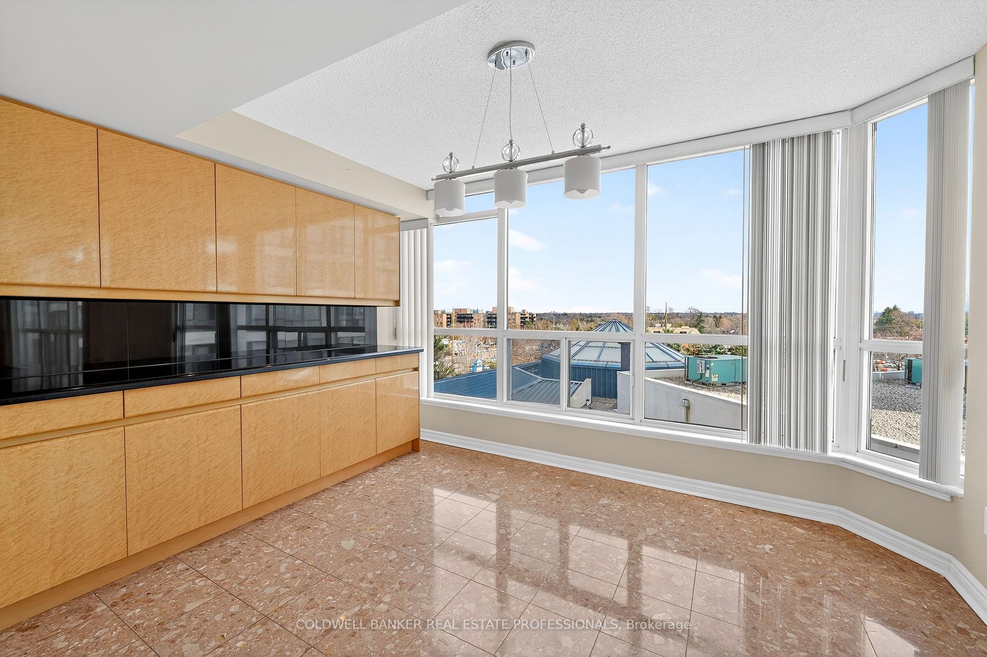 Photo 18 of Unit 503, 1 Clark Avenue W, Vaughan, Crestwood-Springfarm-Yorkhill — HOMEH