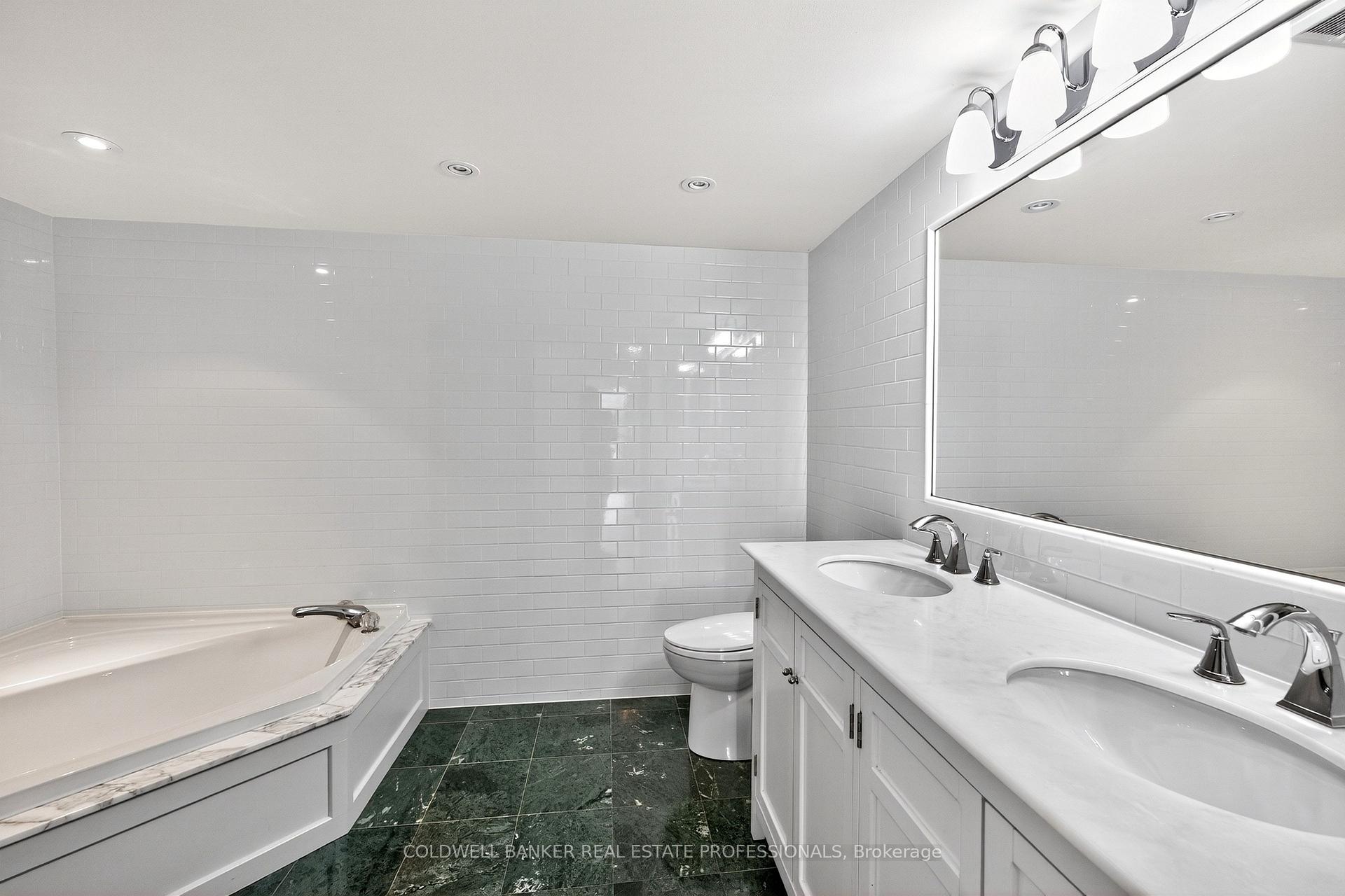 Photo 25 of Unit 503, 1 Clark Avenue W, Vaughan, Crestwood-Springfarm-Yorkhill — HOMEH