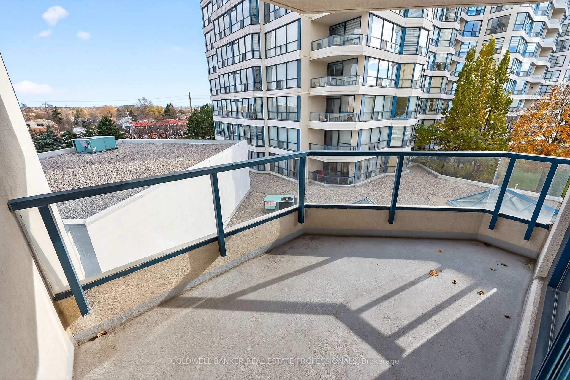Photo 47 of Unit 503, 1 Clark Avenue W, Vaughan, Crestwood-Springfarm-Yorkhill — HOMEH