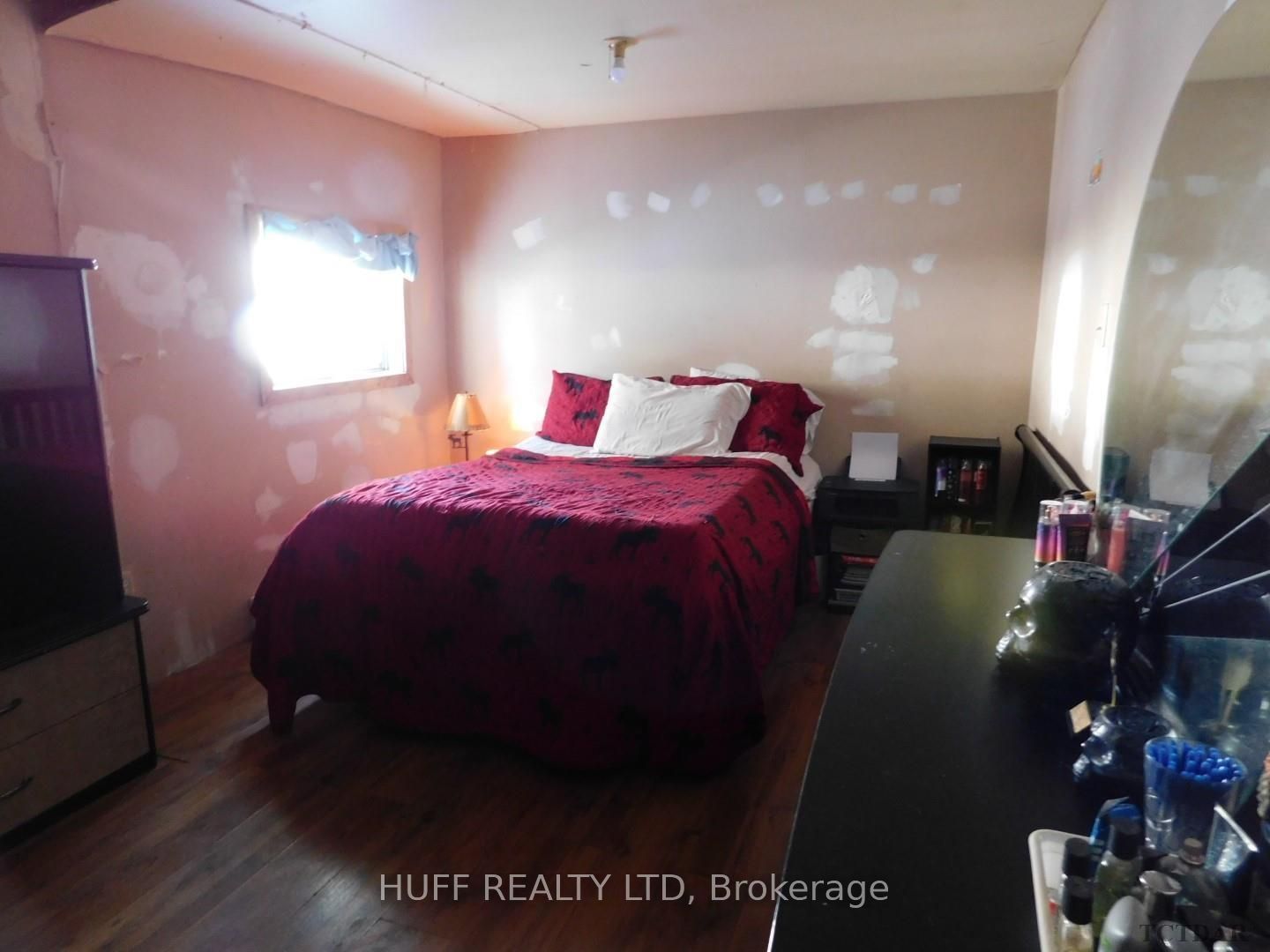 Photo 13 of 32 Miller Avenue, Cobalt — HOMEH