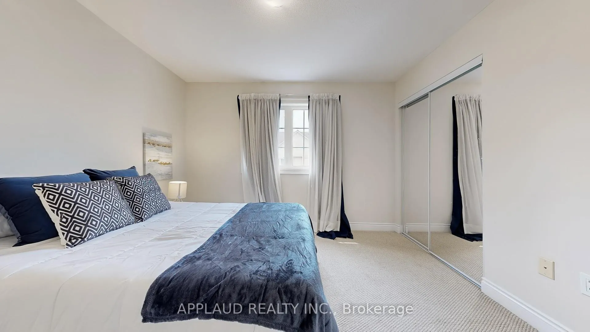 Photo 18 of 75 Legends Way, Markham, Unionville — HOMEH