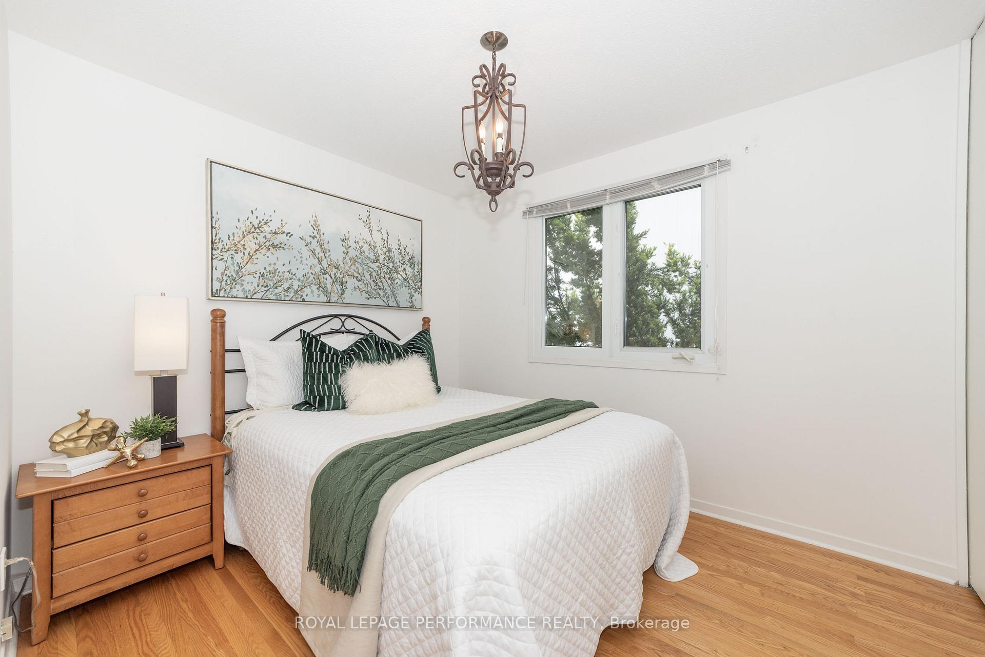 Photo 20 of 2091 Tawney Road, Ottawa, Hawthorne Meadows — HOMEH