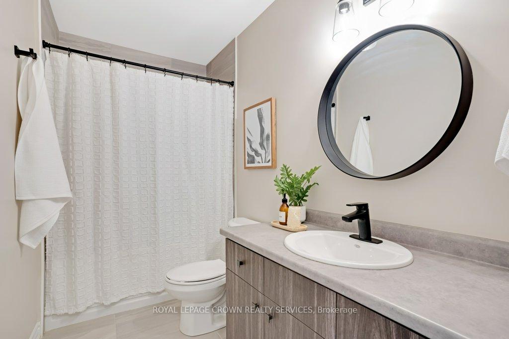 Photo 34 of 67 Dryden Lane, Hamilton, McQuesten — HOMEH