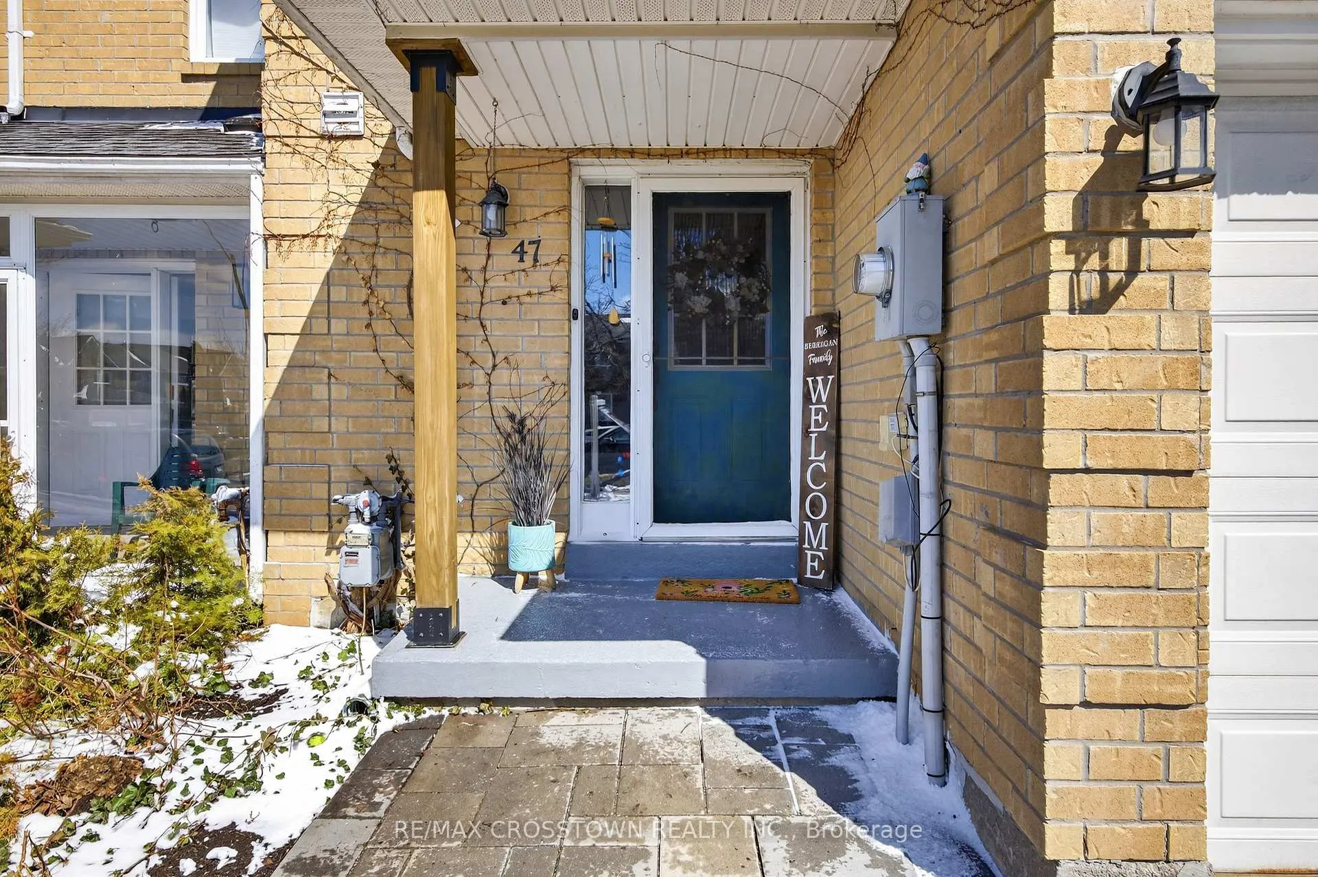 Photo 3 of 47 Lyfytt Crescent, Barrie, West Bayfield — HOMEH
