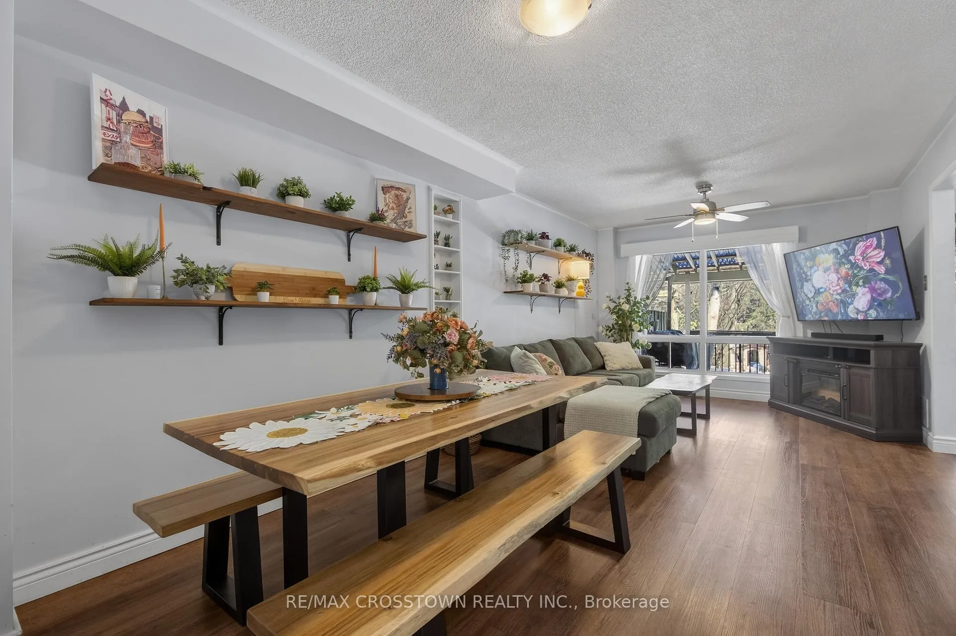 Photo 7 of 47 Lyfytt Crescent, Barrie, West Bayfield — HOMEH
