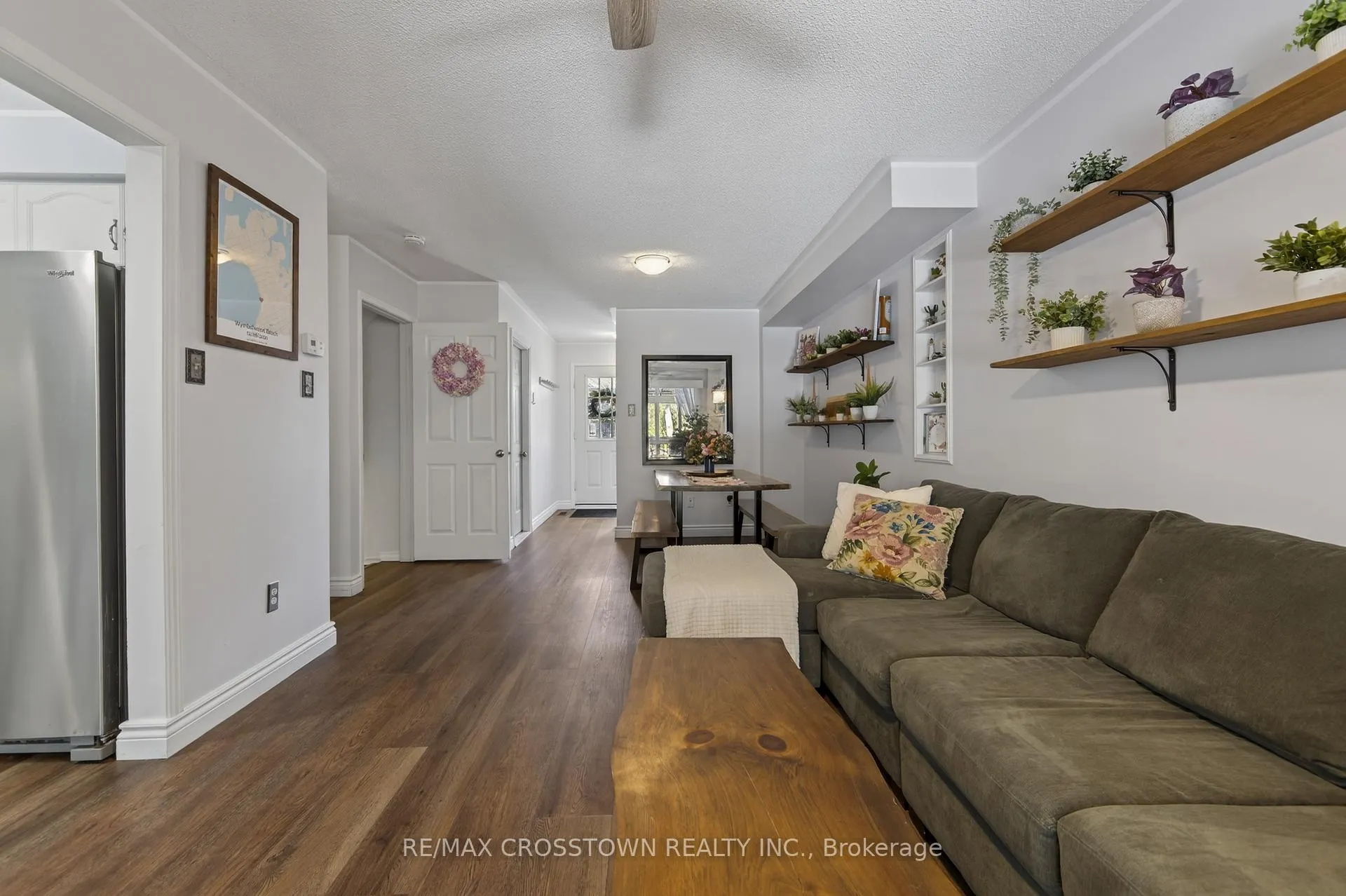Photo 12 of 47 Lyfytt Crescent, Barrie, West Bayfield — HOMEH