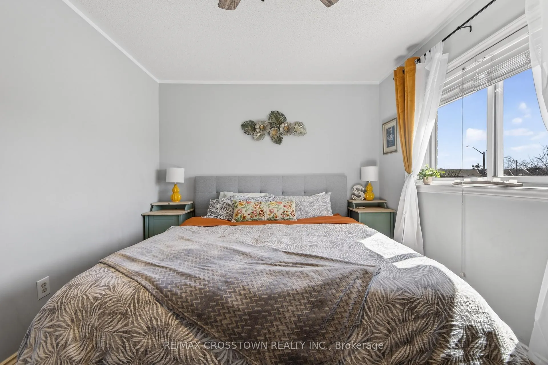 Photo 23 of 47 Lyfytt Crescent, Barrie, West Bayfield — HOMEH