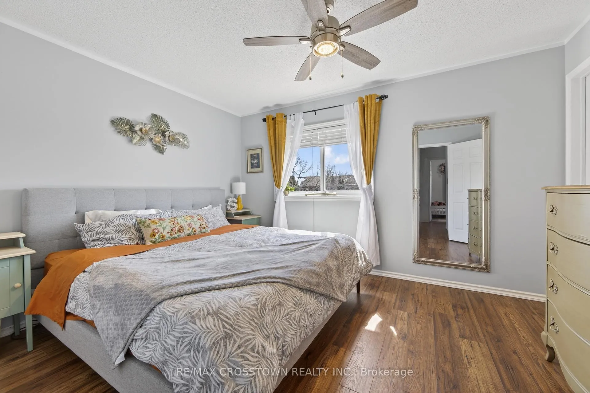 Photo 24 of 47 Lyfytt Crescent, Barrie, West Bayfield — HOMEH