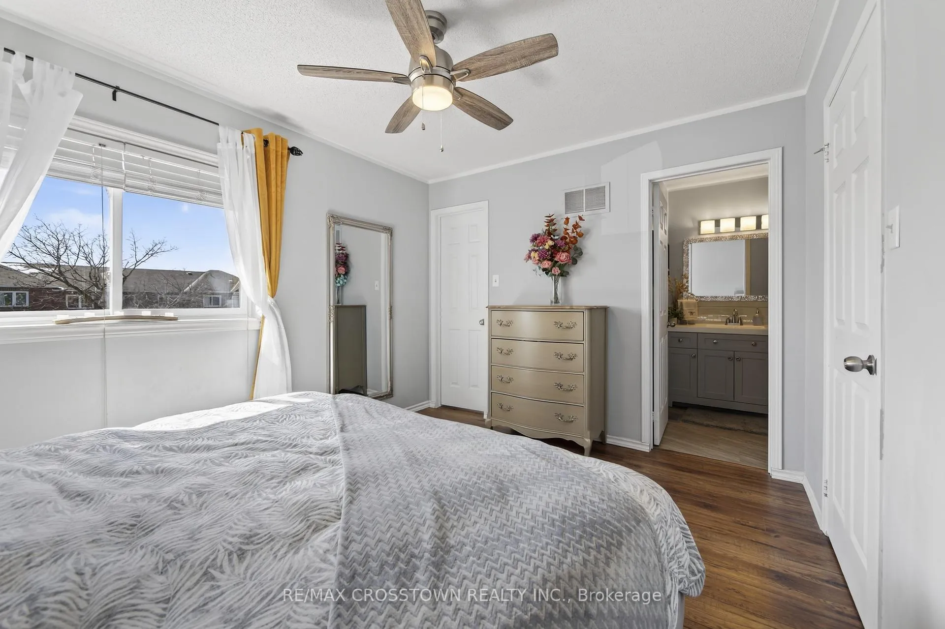 Photo 26 of 47 Lyfytt Crescent, Barrie, West Bayfield — HOMEH