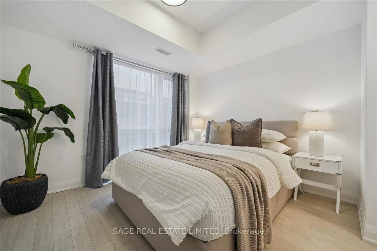 Photo 15 of Unit 203, 56 Coles Avenue, Vaughan, Vaughan Grove — HOMEH