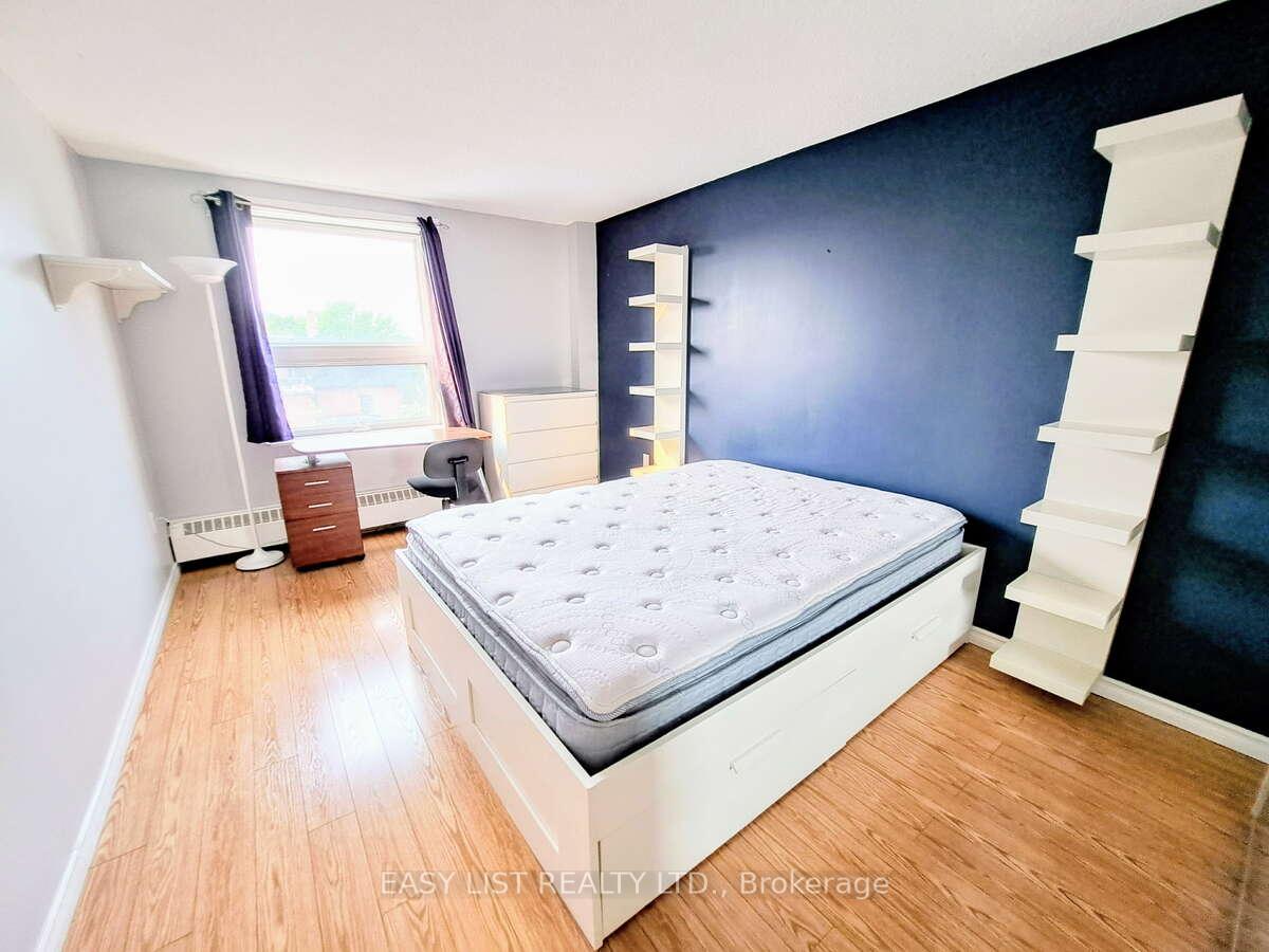 Photo 14 of Unit 401, 373 Laurier Avenue E, Ottawa, Sandy Hill — HOMEH