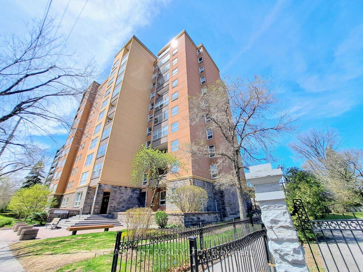 Photo 2 of Unit 401, 373 Laurier Avenue E, Ottawa, Sandy Hill — HOMEH