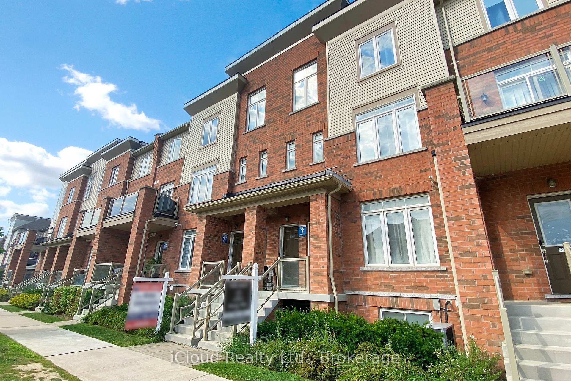 Photo 5 of 2730 William Jackson Drive, Pickering, Duffin Heights — HOMEH