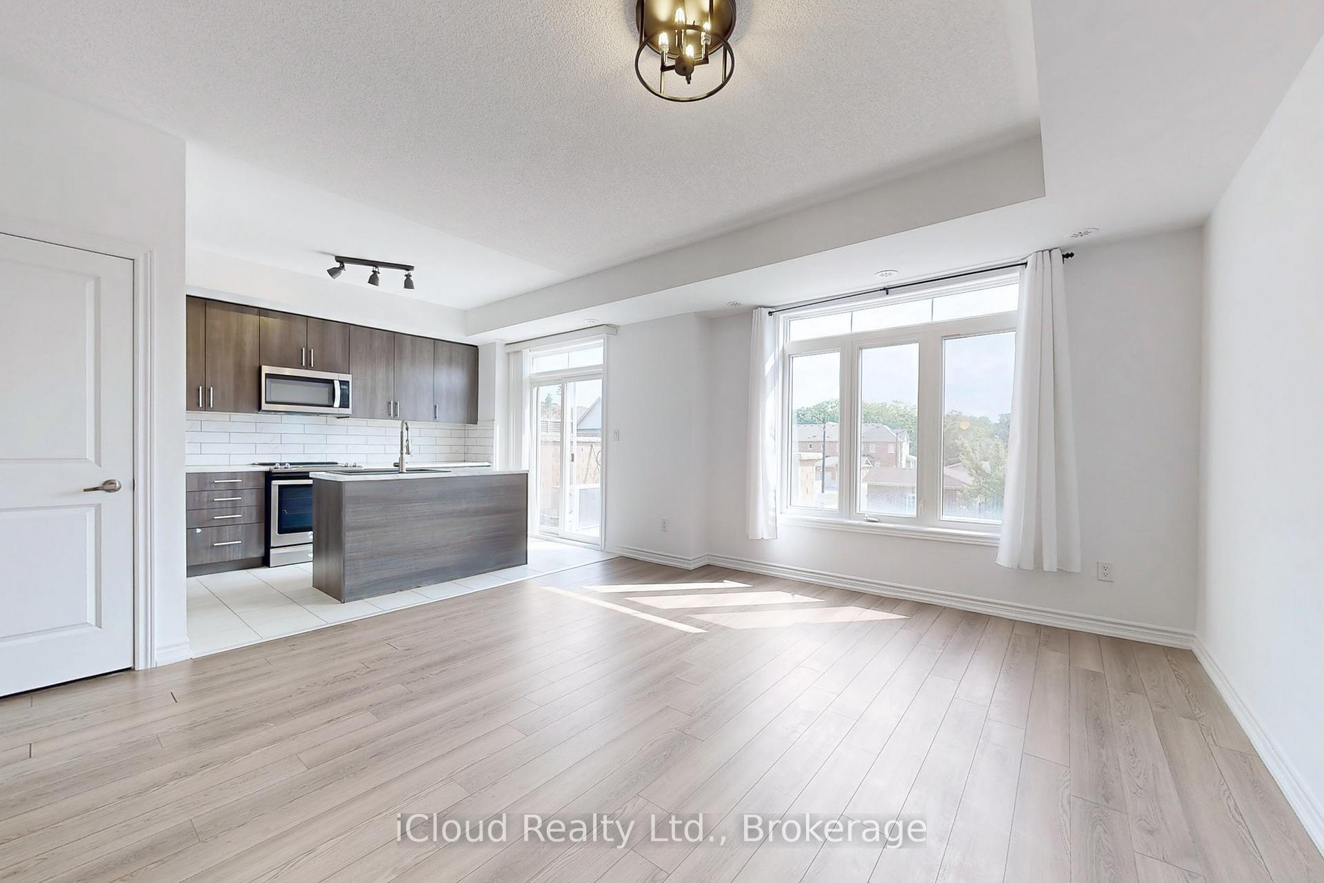 Photo 8 of 2730 William Jackson Drive, Pickering, Duffin Heights — HOMEH