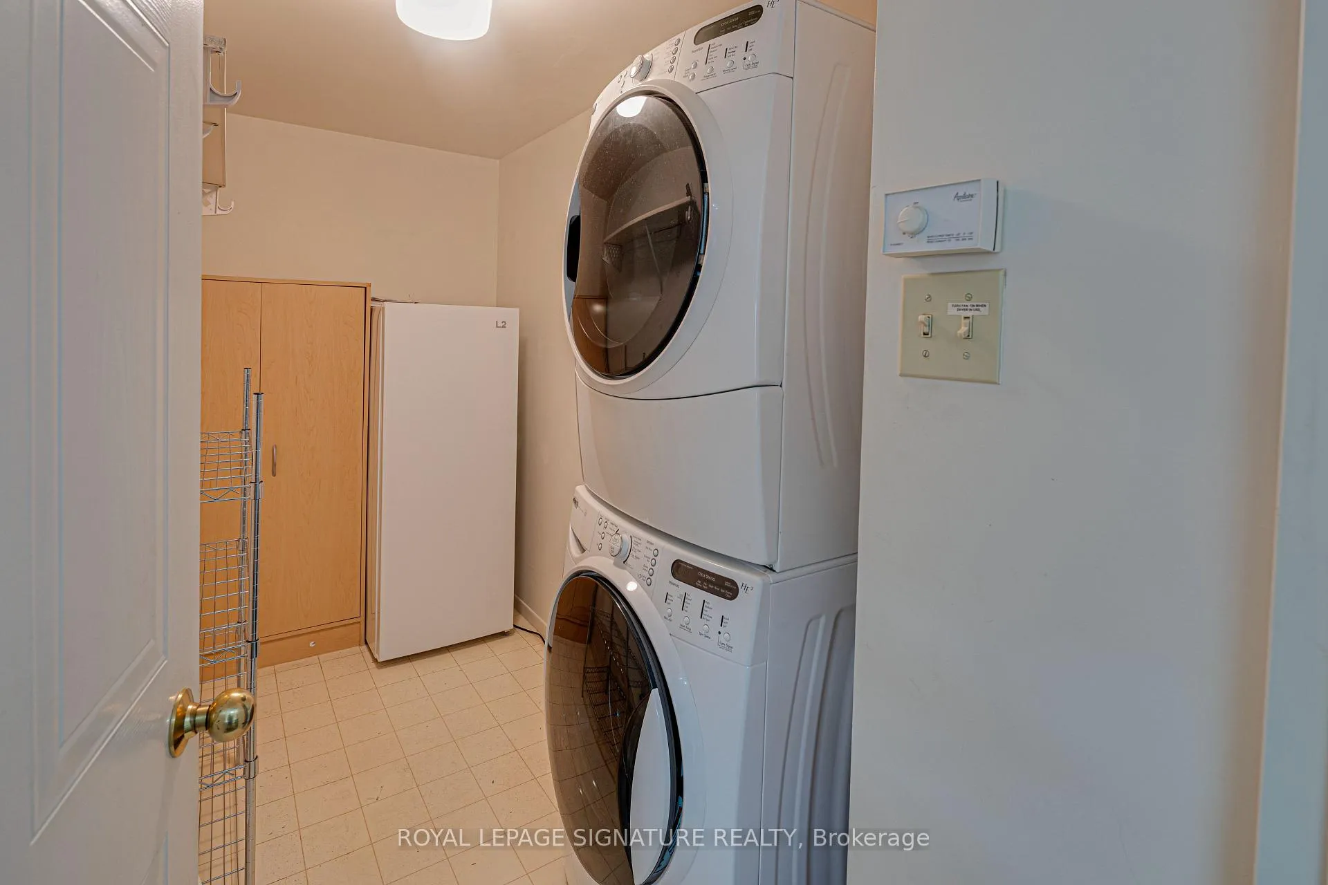 Photo 19 of Unit 1419, 1880 Valley Farm Road, Pickering, Town Centre — HOMEH