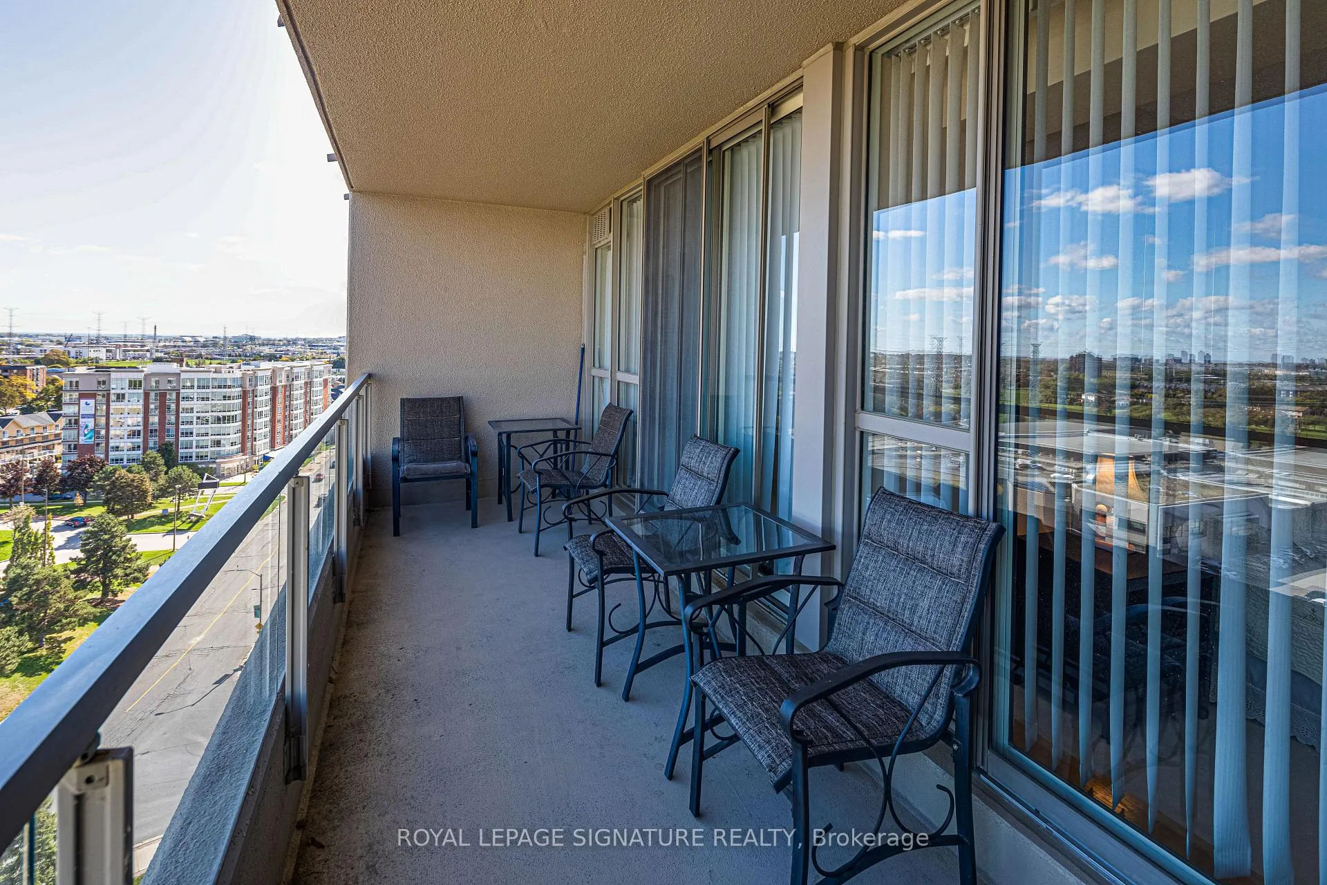 Photo 22 of Unit 1419, 1880 Valley Farm Road, Pickering, Town Centre — HOMEH