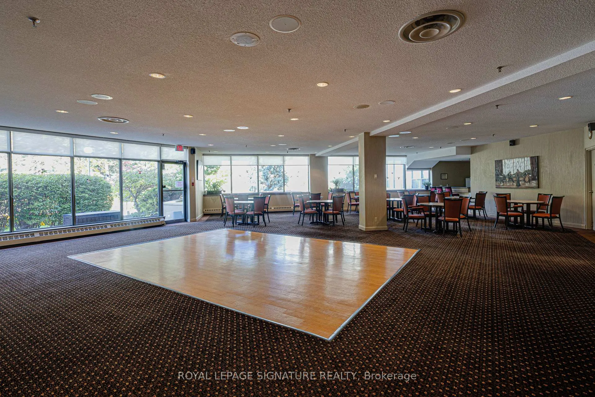 Photo 32 of Unit 1419, 1880 Valley Farm Road, Pickering, Town Centre — HOMEH