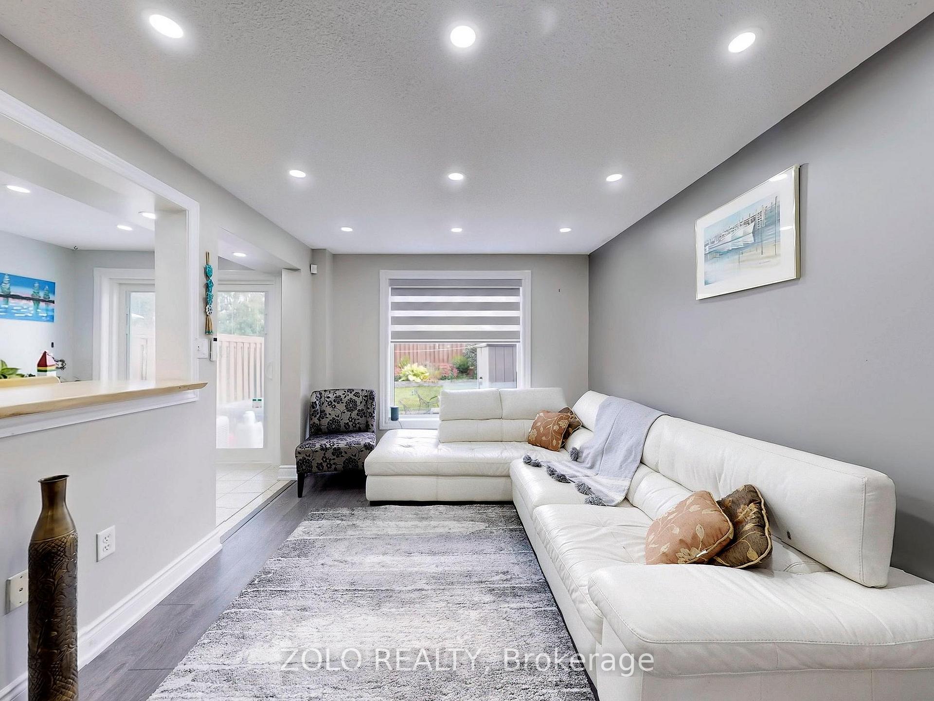 Photo 8 of 69 Lion's Gate Boulevard, Barrie, Little Lake — HOMEH