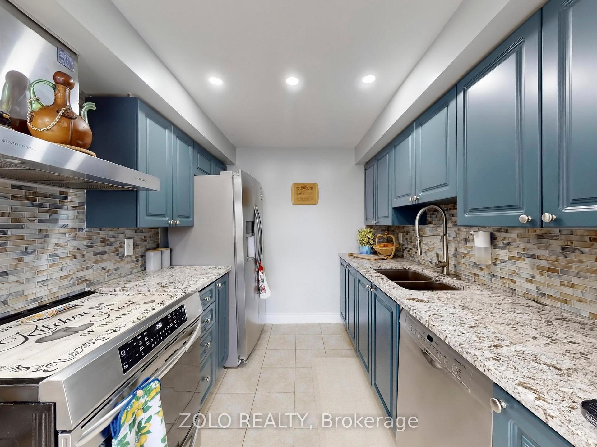 Photo 7 of 69 Lion's Gate Boulevard, Barrie, Little Lake — HOMEH